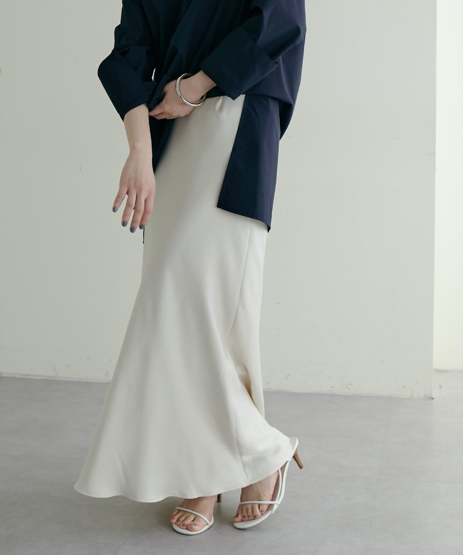LARUTA・サテンナロースカート20241月購入 - ロングスカート