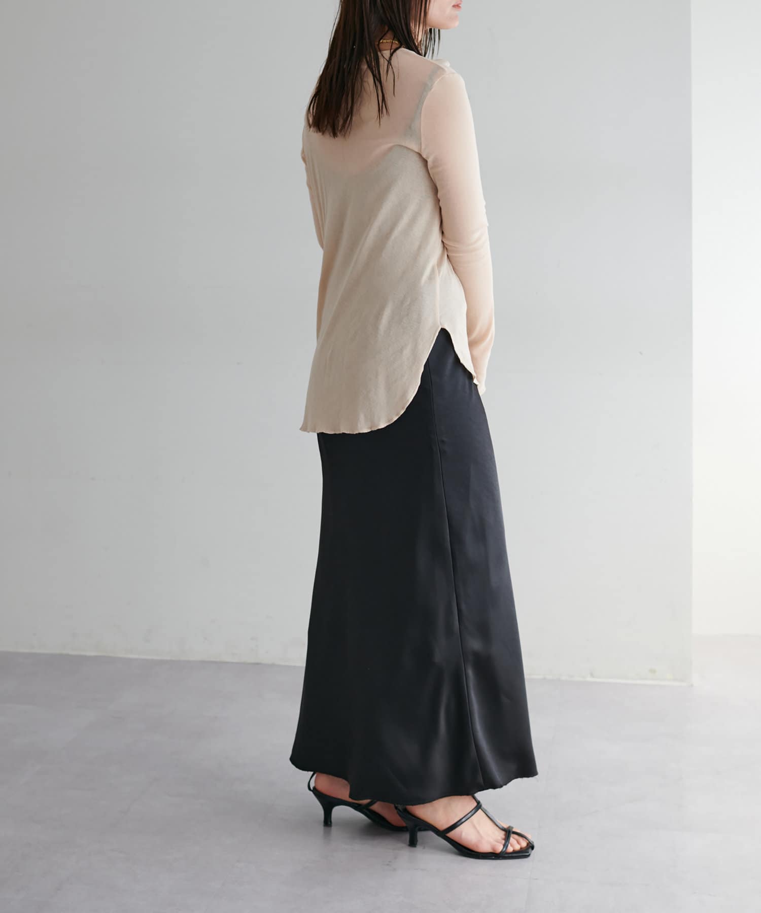 natural couture(ナチュラルクチュール) 【LARUTA】サテンナロースカート