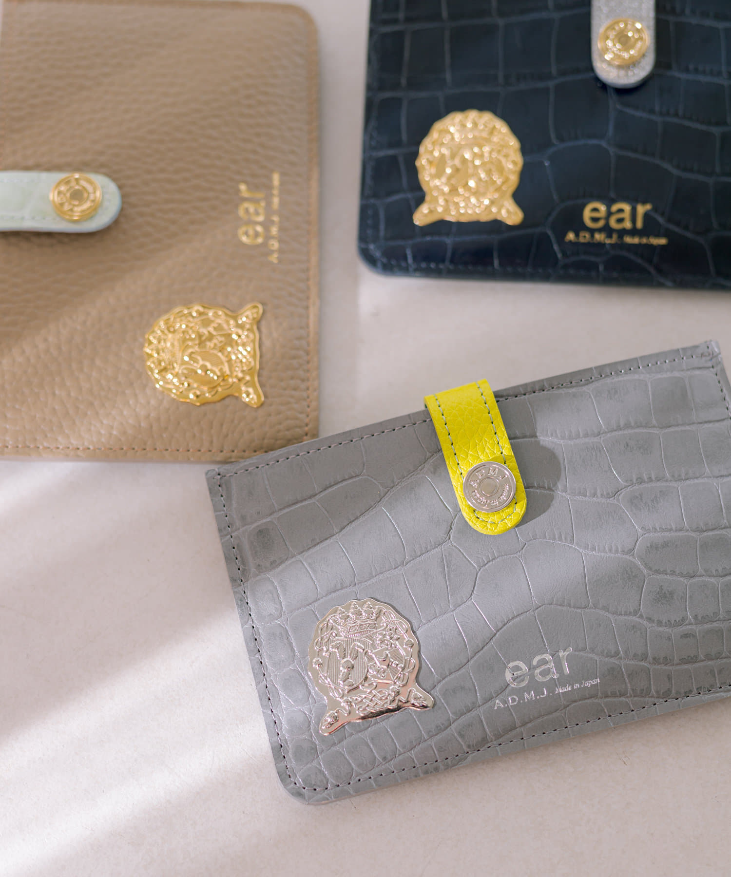 日本に A.D.M.J. × ear カードケース 【美品】 小物 - drshamshiri.com