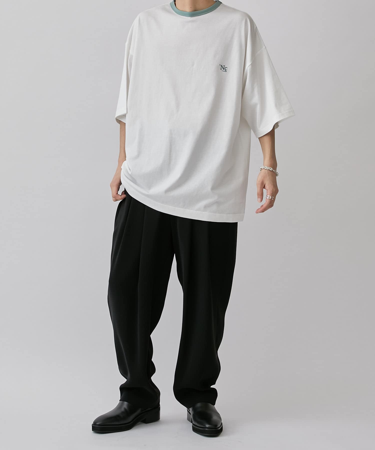 Neucon / ニューコン】23SS リンガー刺繍ルーズフィットTシャツ