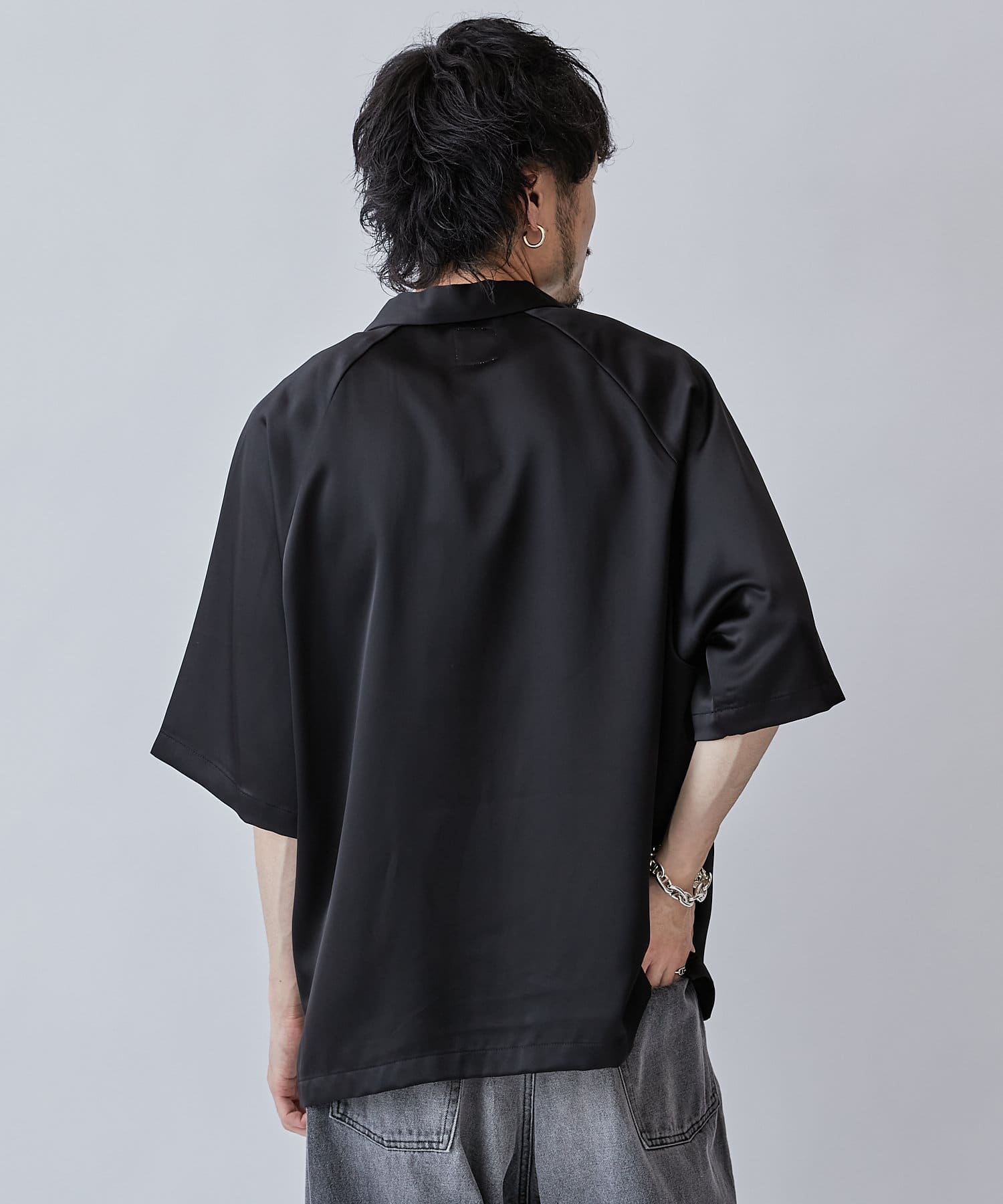 55364クーティ/レーヨンオープンカラー ショートスリーブシャツ/XL/ブラック/総柄