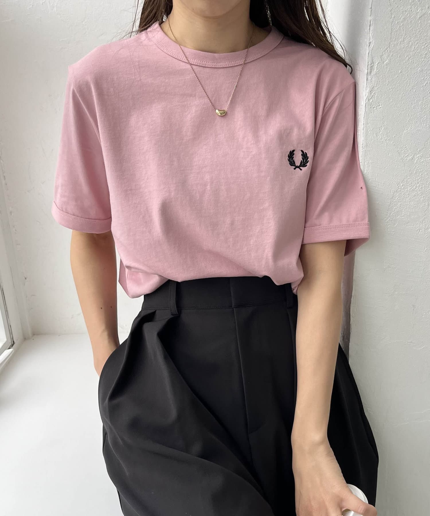 WEB・一部店舗限定】〈FRED PERRY〉ワンポイントTシャツ | CAPRICIEUX