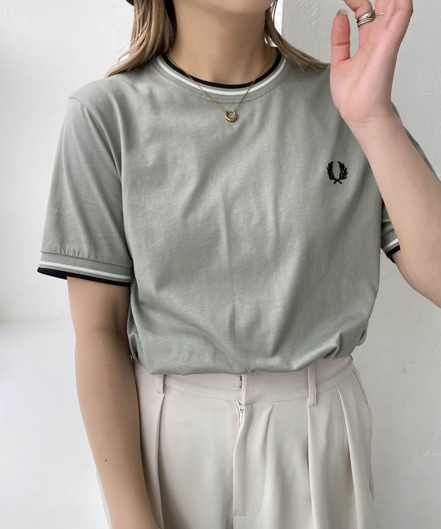 WEB・一部店舗限定】〈FRED PERRY〉ラインTシャツ | CAPRICIEUX LE 