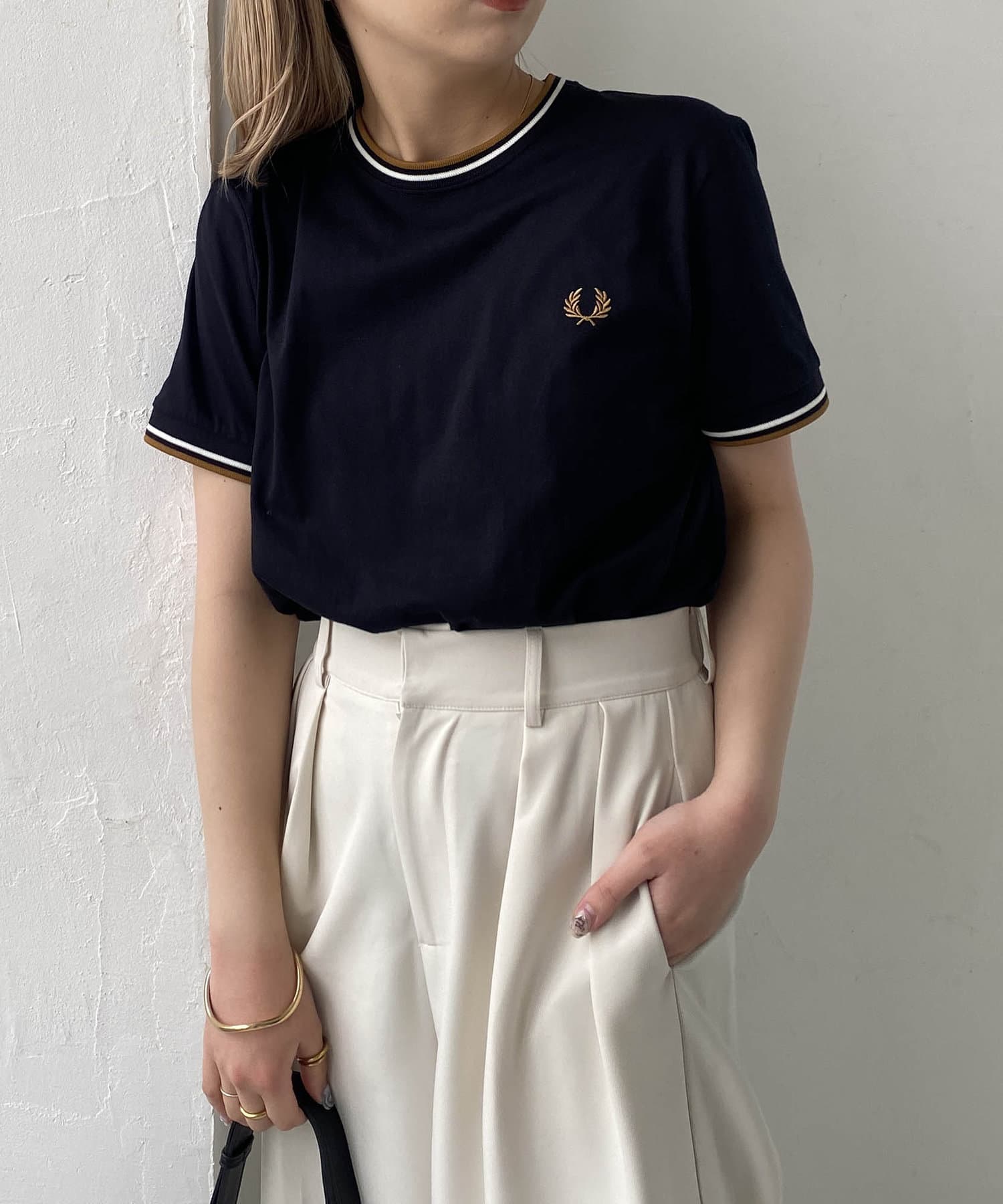 CAPRICIEUX LE'MAGE(カプリシュレマージュ) 【WEB・一部店舗限定】〈FRED PERRY〉ラインTシャツ