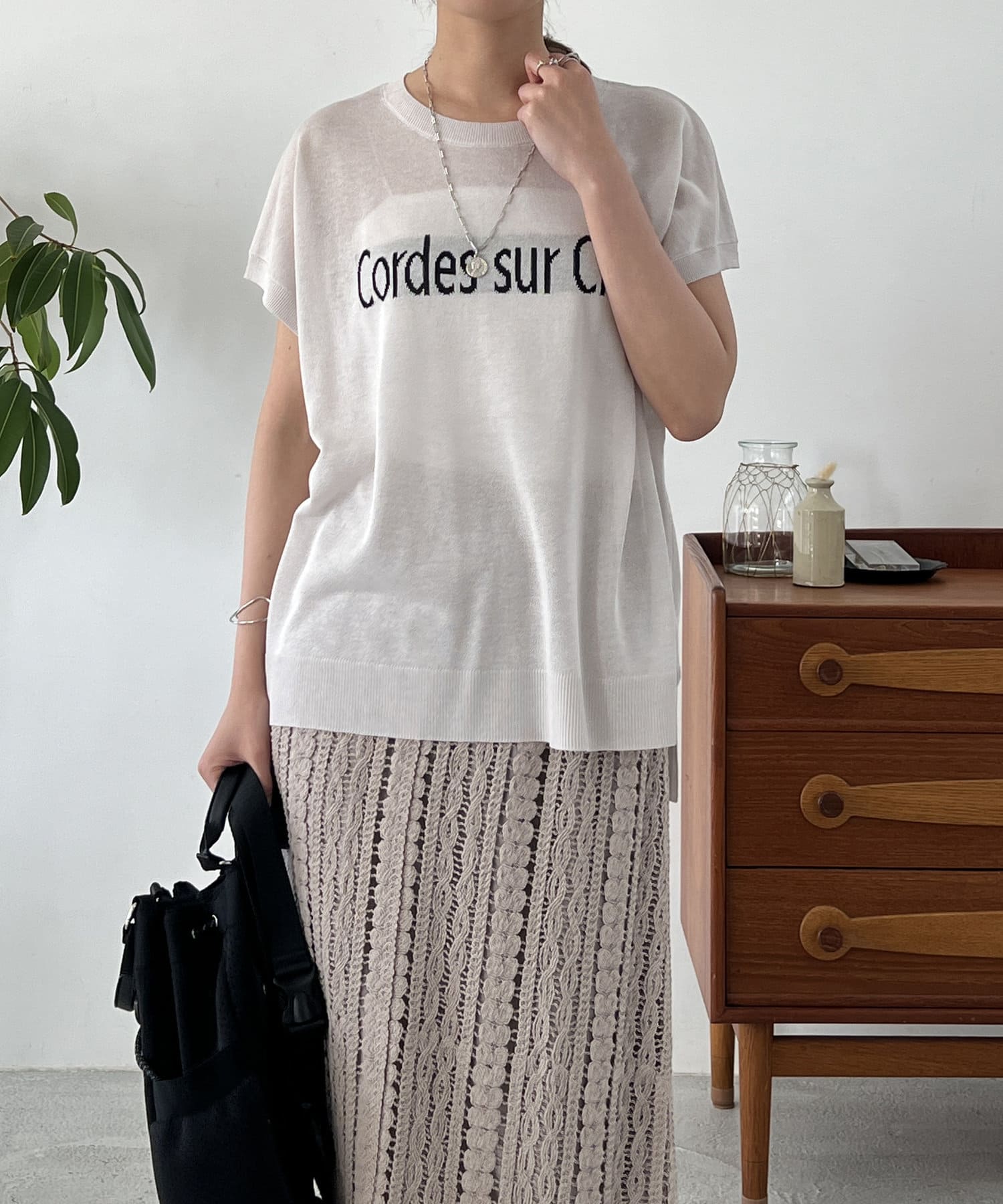 un dix cors(アンディコール) ロゴニットプルオーバー