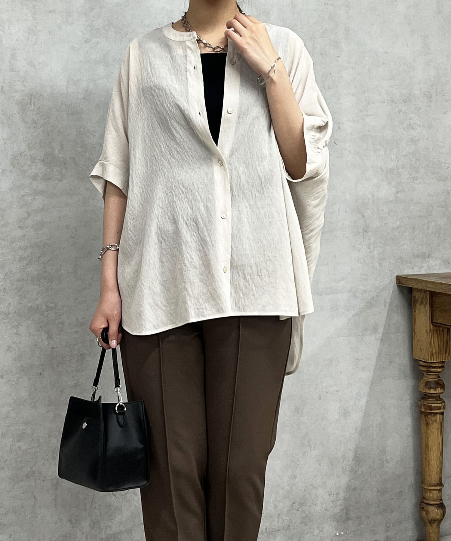 un dix cors(アンディコール) リネンライクギャザーブラウス