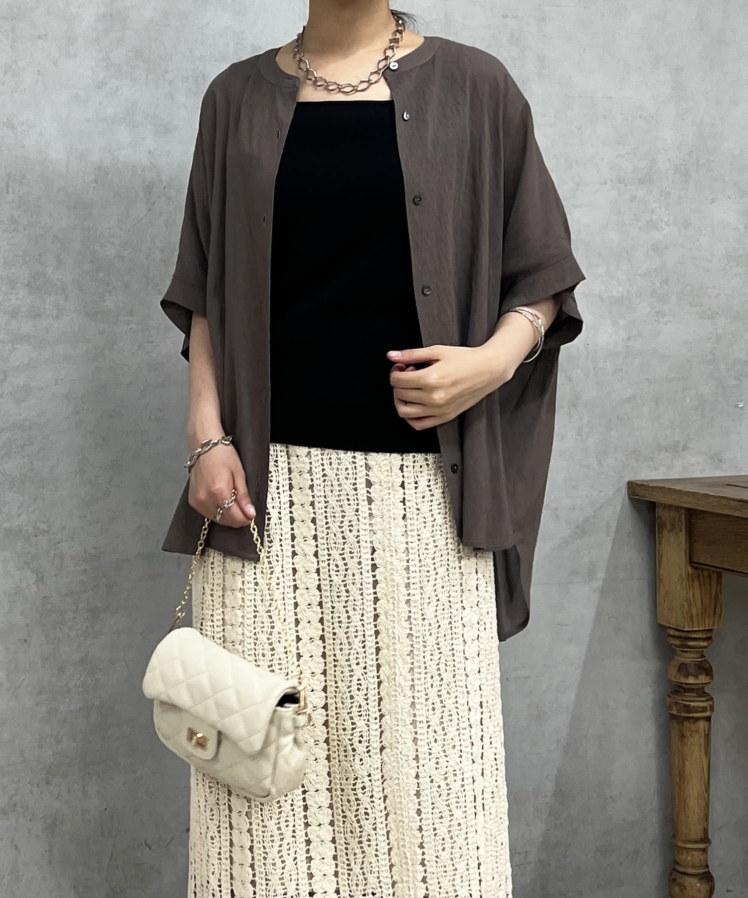 un dix cors(アンディコール) リネンライクギャザーブラウス