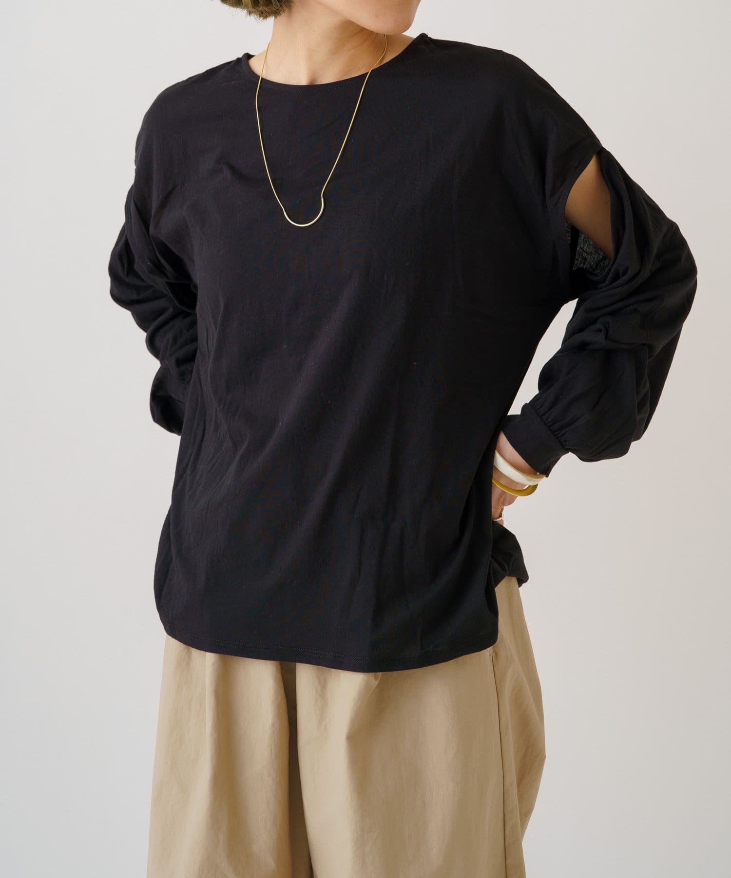 Omekashi(オメカシ) アームスリットロングTシャツ