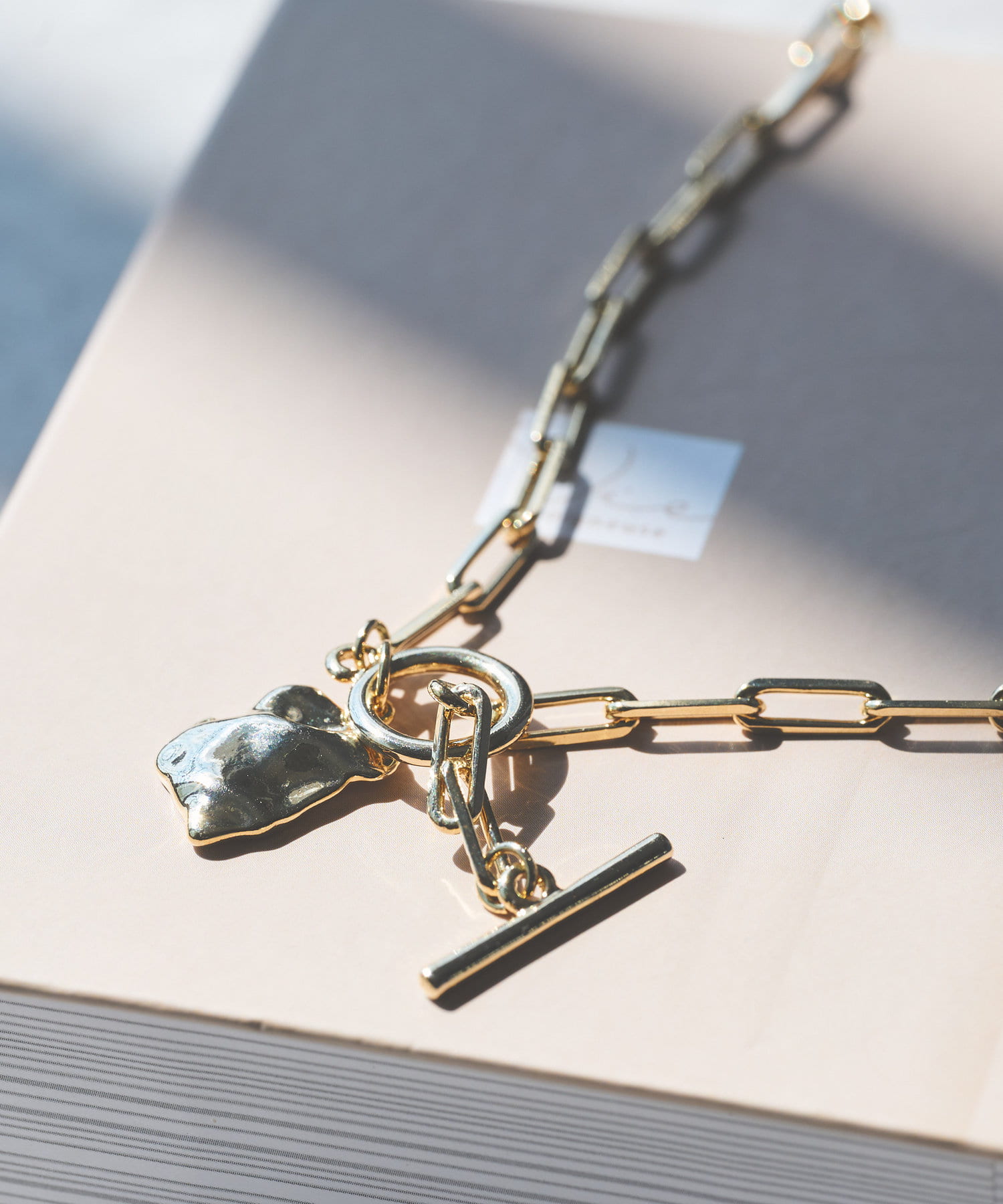 un dix cors(アンディコール) 変形メタルマンテルネックレス