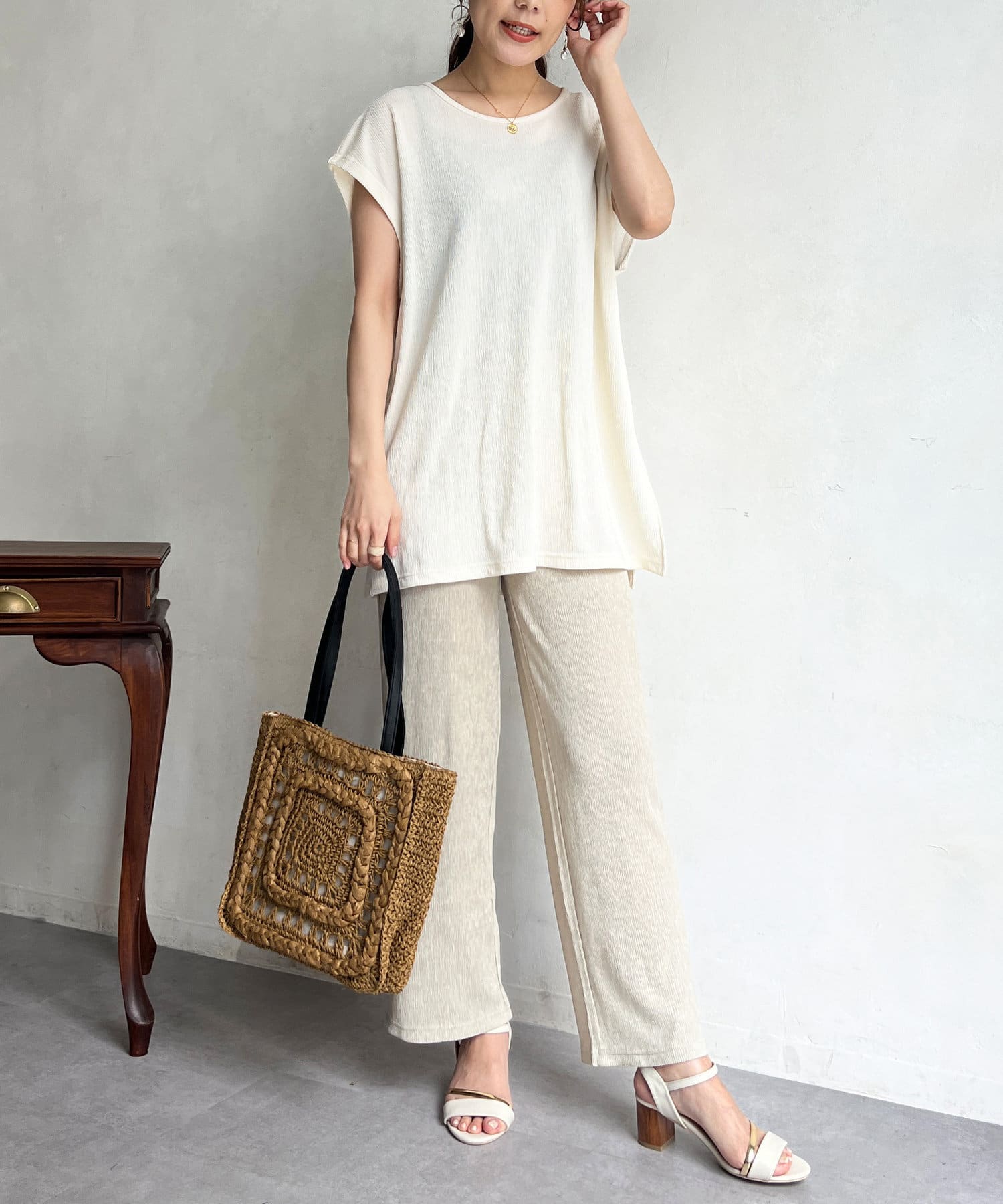 Chez toi(シェトワ) カット楊柳チュニックプルオーバー×パンツ