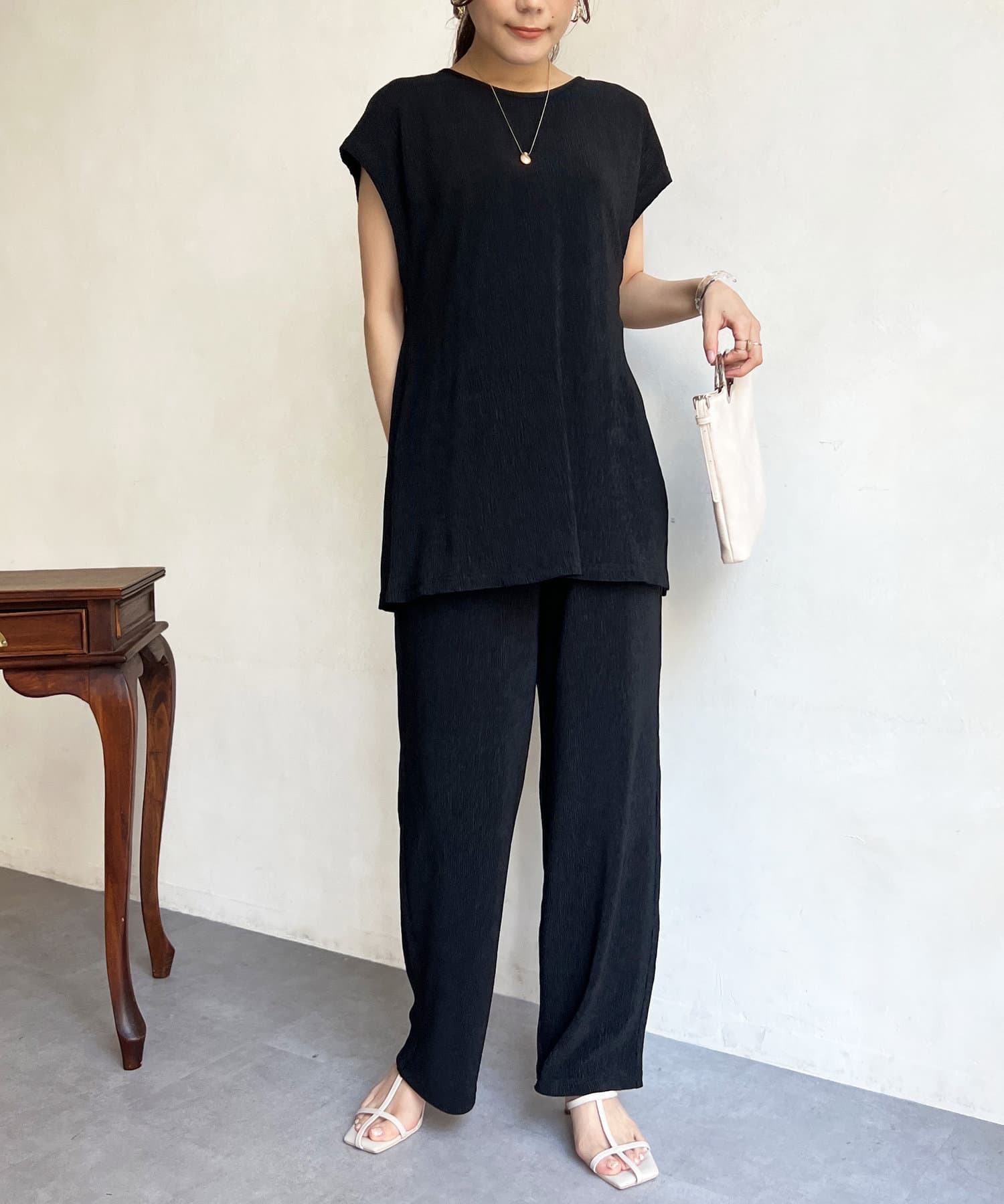 Chez toi(シェトワ) カット楊柳チュニックプルオーバー×パンツ