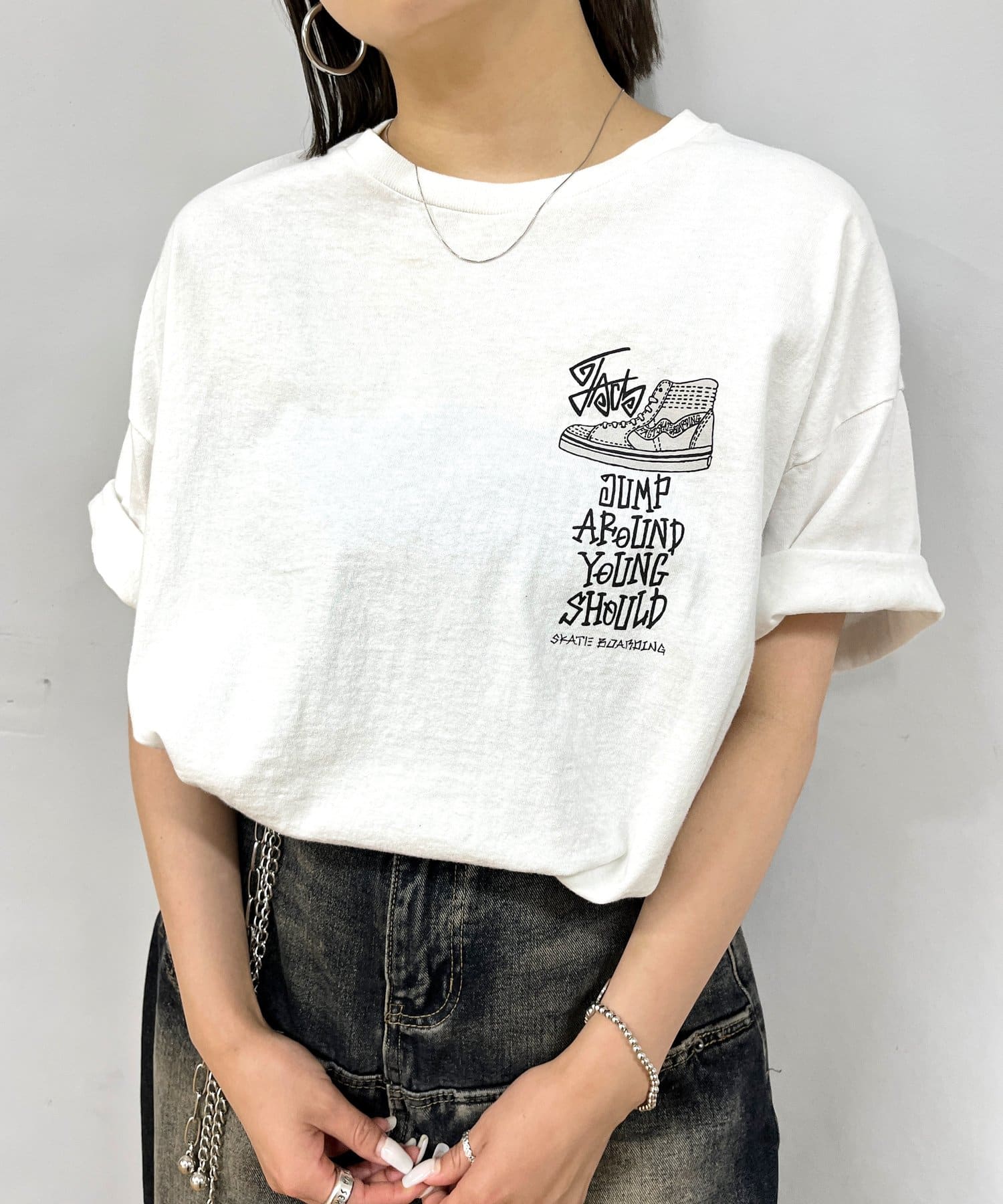 COOPER FACT スニーカービッグTEE | WHO'S WHO gallery(フーズフー