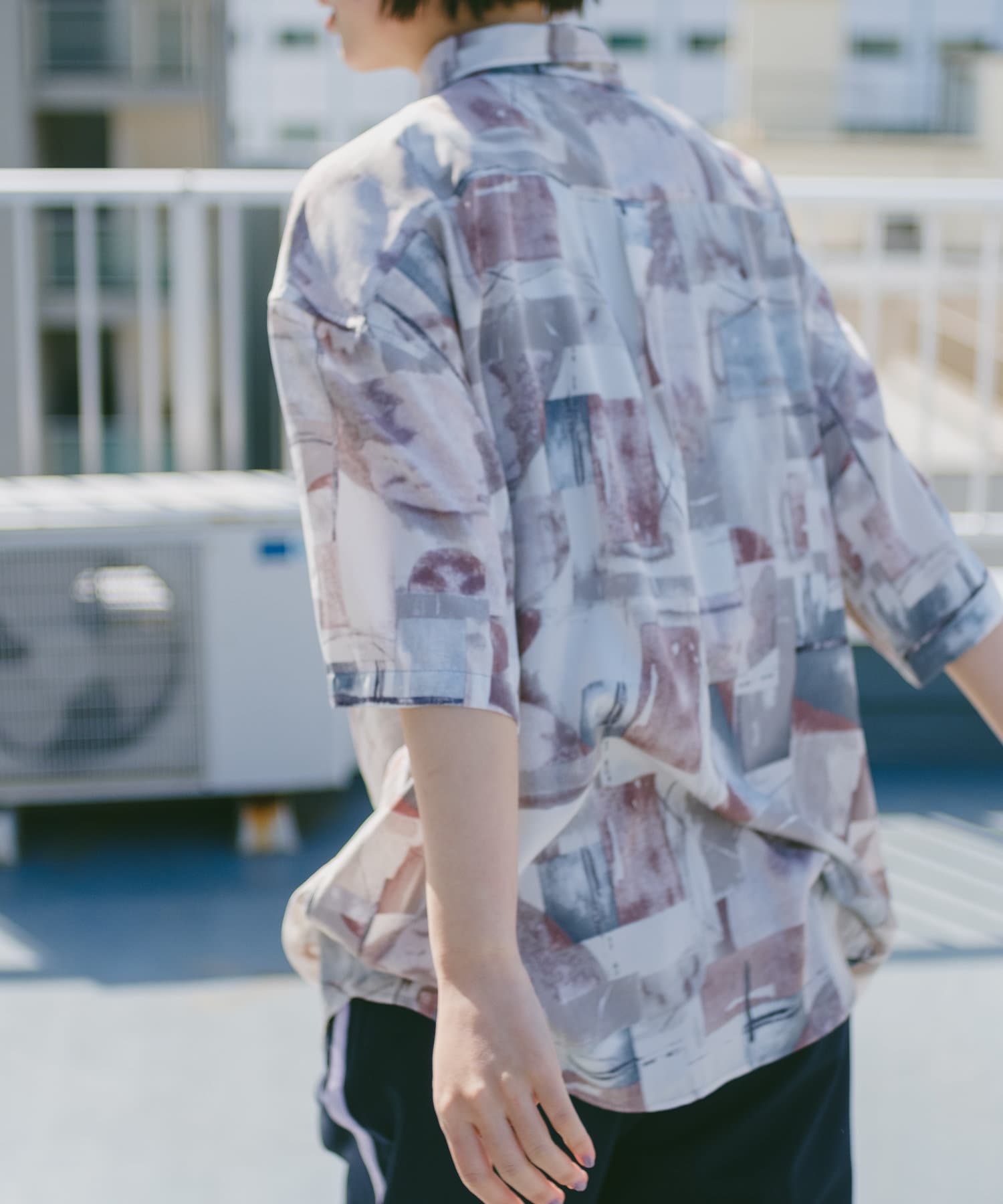 WHIMSIC】ABSTRACT PATTERN PRINT SHIRT | Kastane(カスタネ