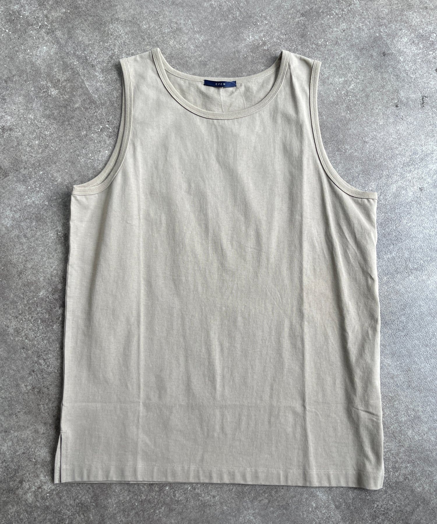 CPCM(シーピーシーエム) 裾スリットタンク