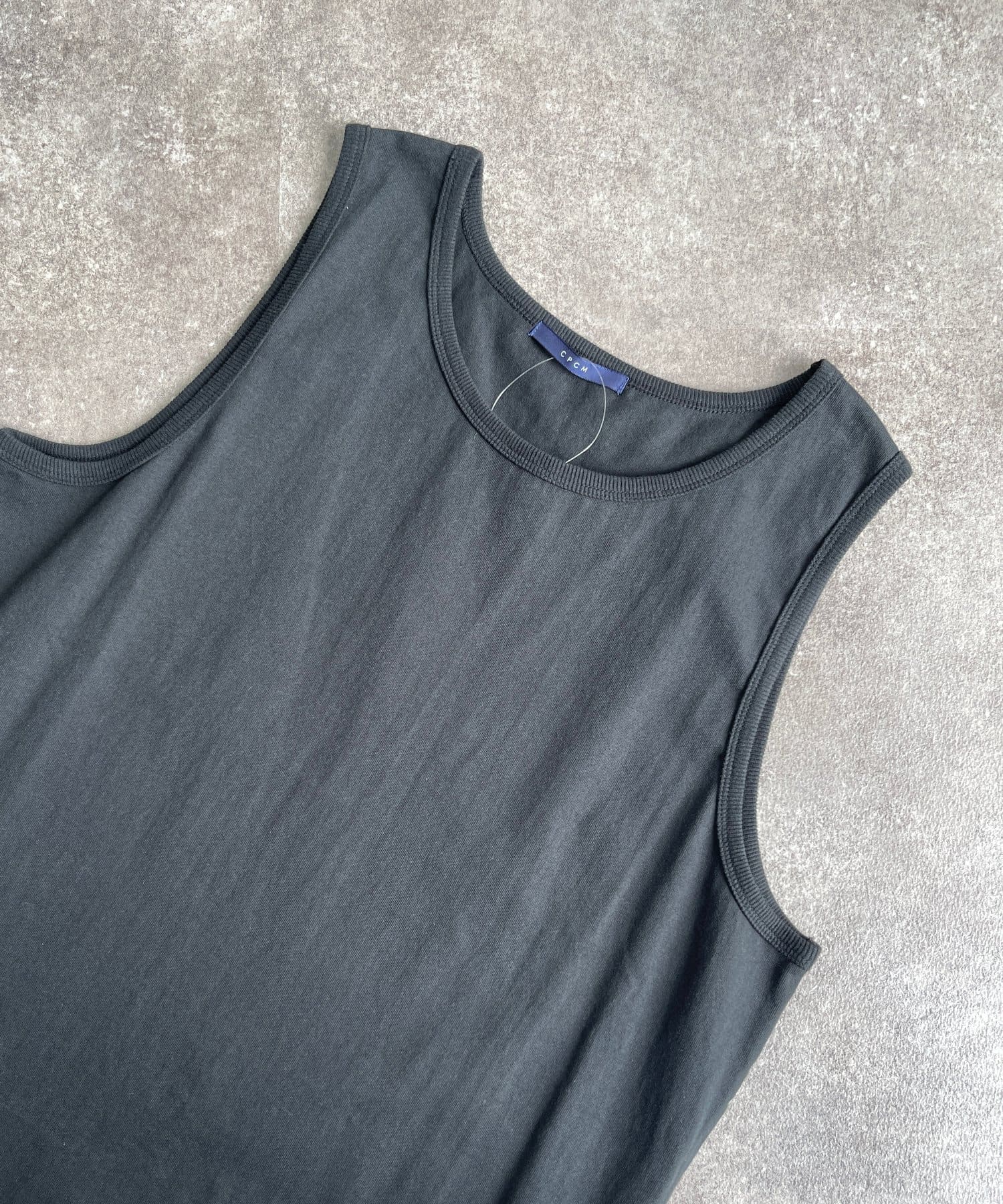 CPCM(シーピーシーエム) 裾スリットタンク