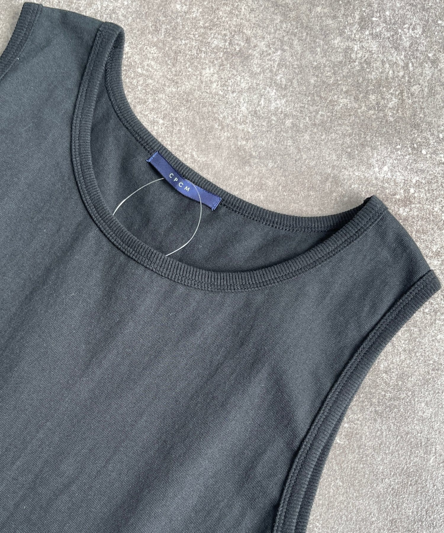 CPCM(シーピーシーエム) 裾スリットタンク