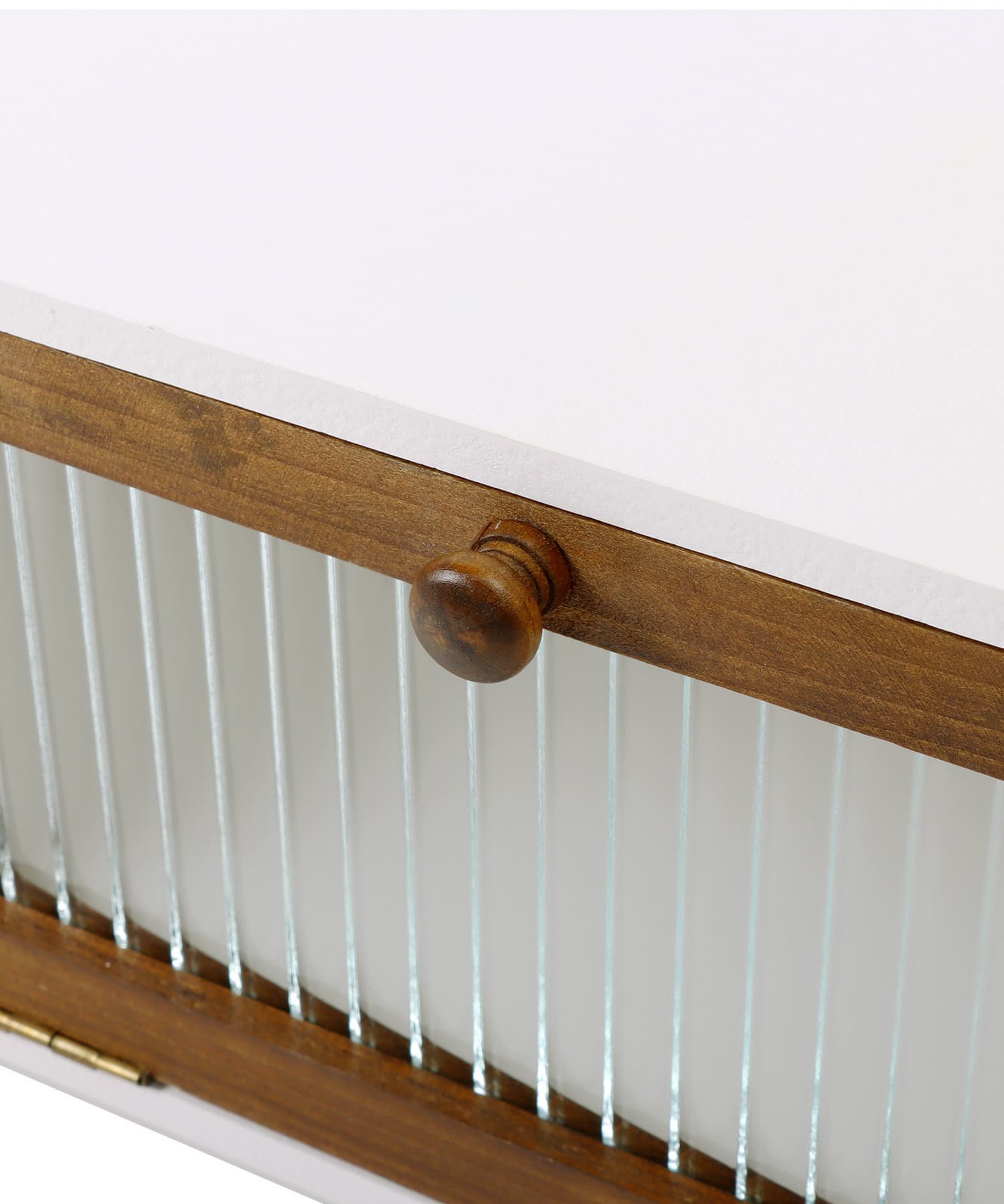 salut!(サリュ) オールドウッドガラスキャビネット