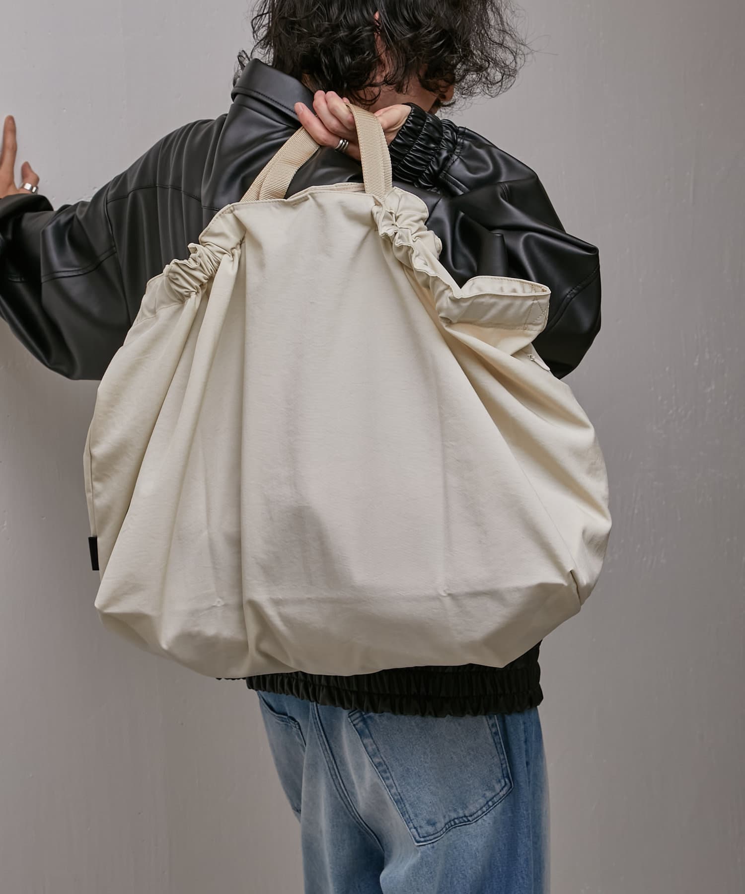 Lui's(ルイス) wrinkles draw string tote