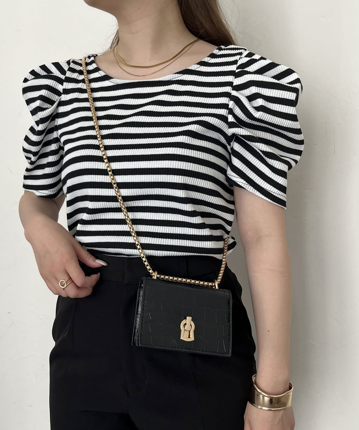 prose verse(プロズヴェール) クロコ調スクエアミニチェーンバッグ