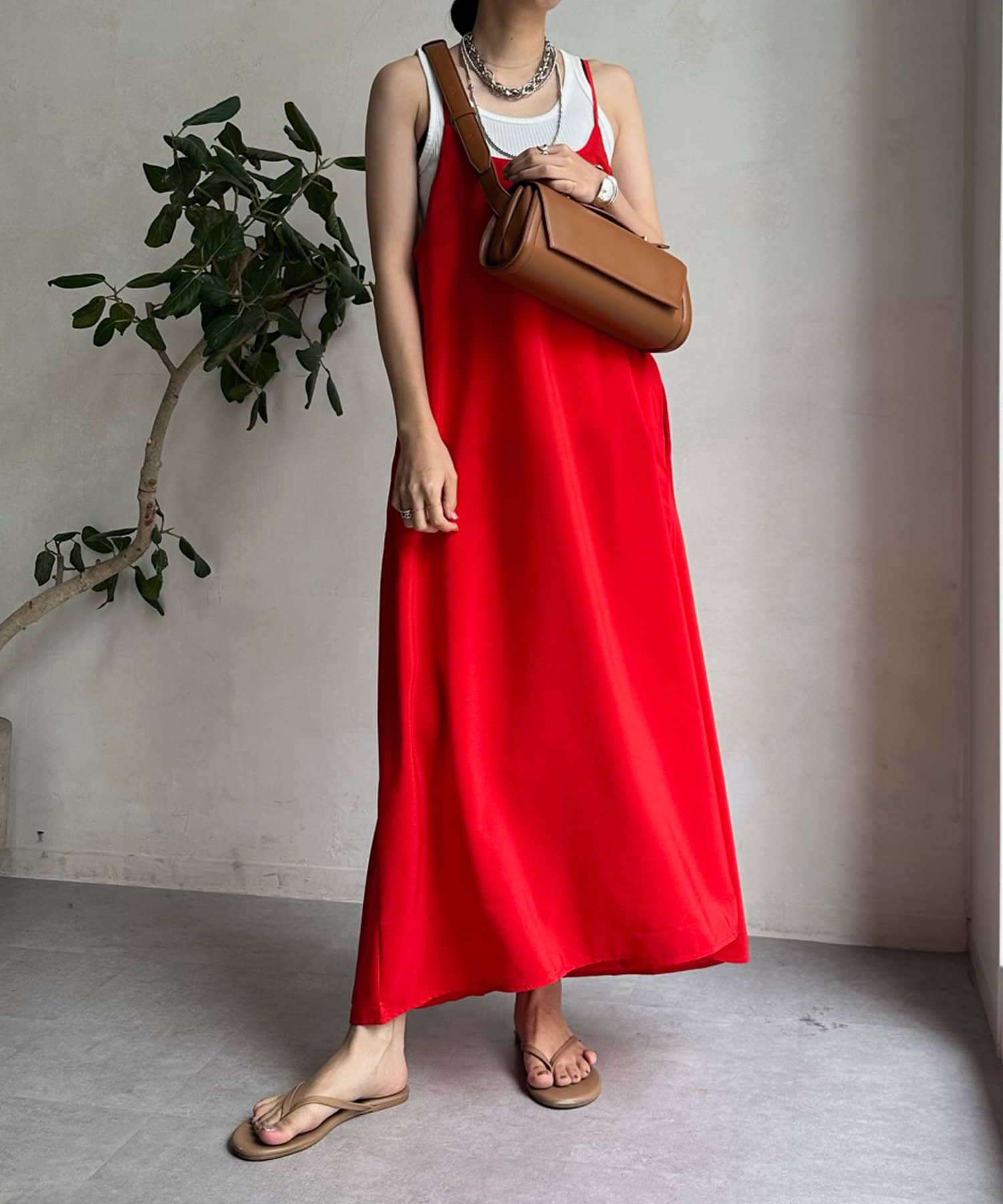 ☆sale☆ サルヴァトーレフェラガモ  クレープデシンワンピース サルヴァトーレフェラガモ クレープデシンワンピース