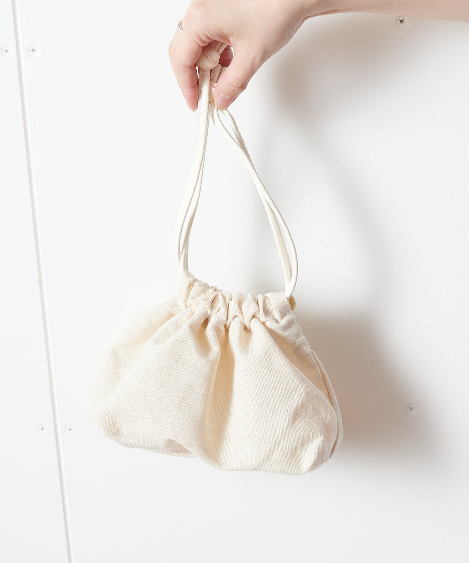 Jena　espace merveilleux(ジェナ　エスパスメルヴェイユ) ループショルダーバッグ