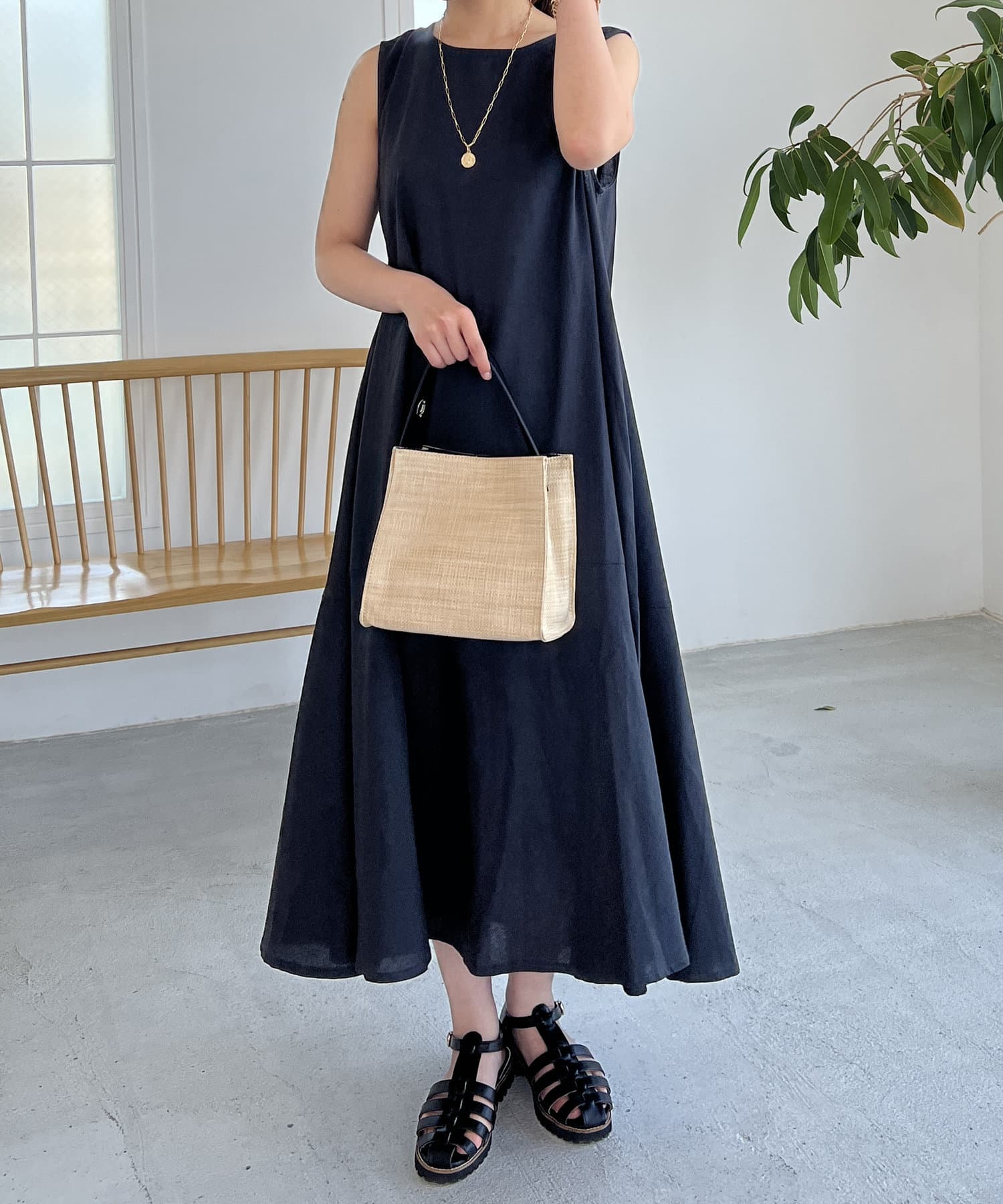 un dix cors(アンディコール) リネン混ノースリフレアワンピース