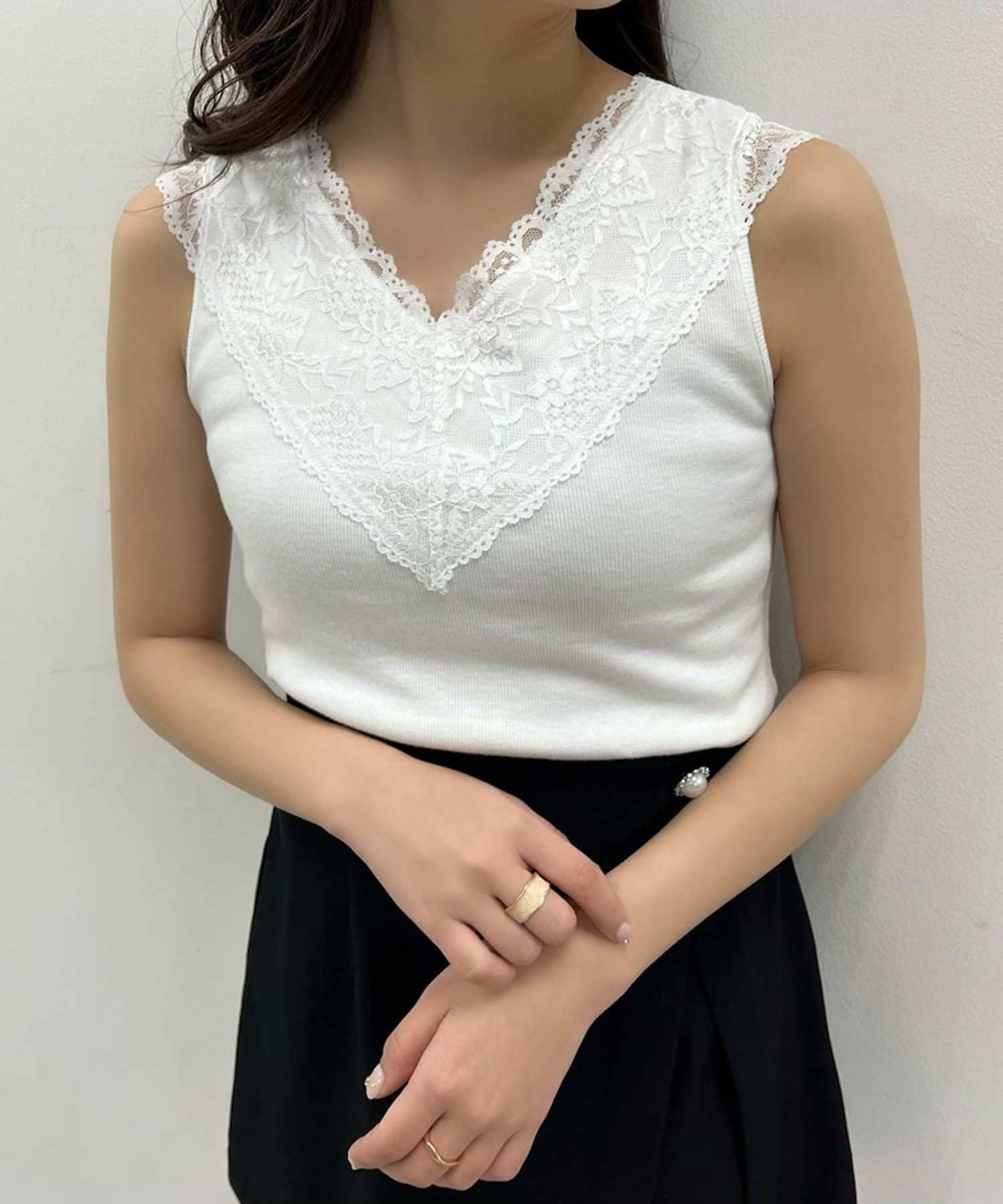 SUKALA】ドローイングフラワーショートタンクトップ アイボリー M NEW