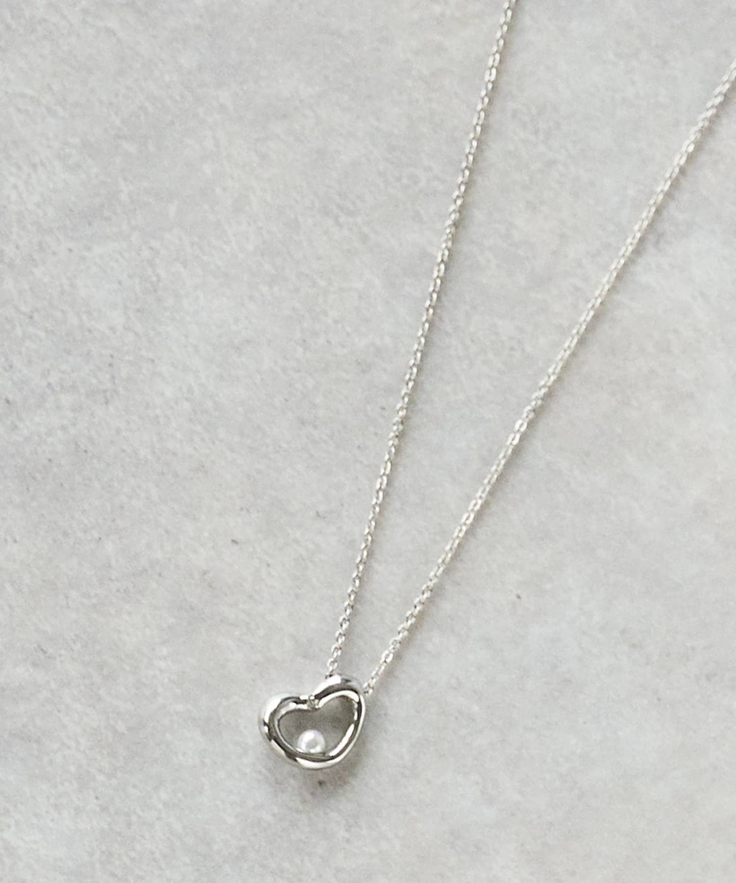 un dix cors(アンディコール) GOLDY/パールインハートトップネックレス