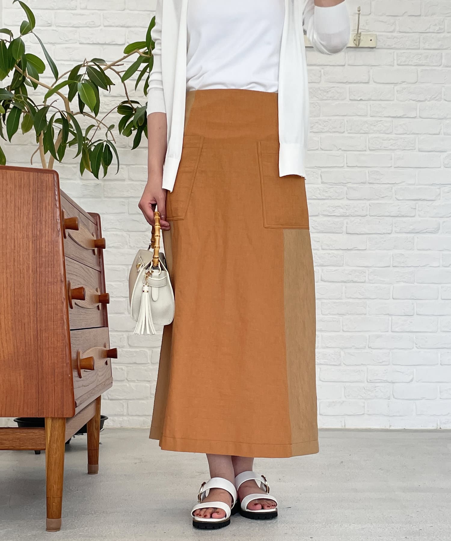 un dix cors(アンディコール) 織柄リブ切替スカート