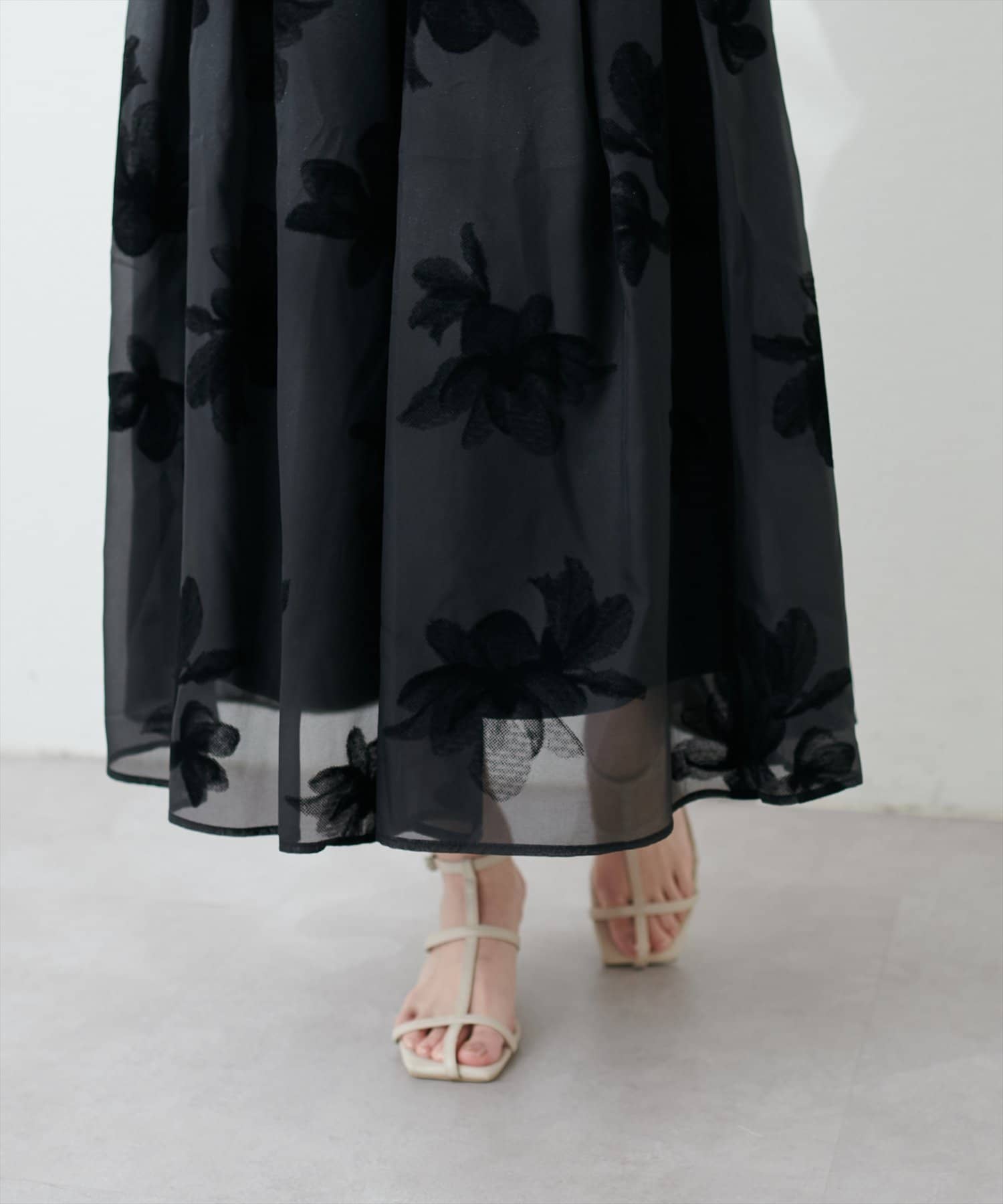 natural couture(ナチュラルクチュール) フラワーシルエットエアリースカート