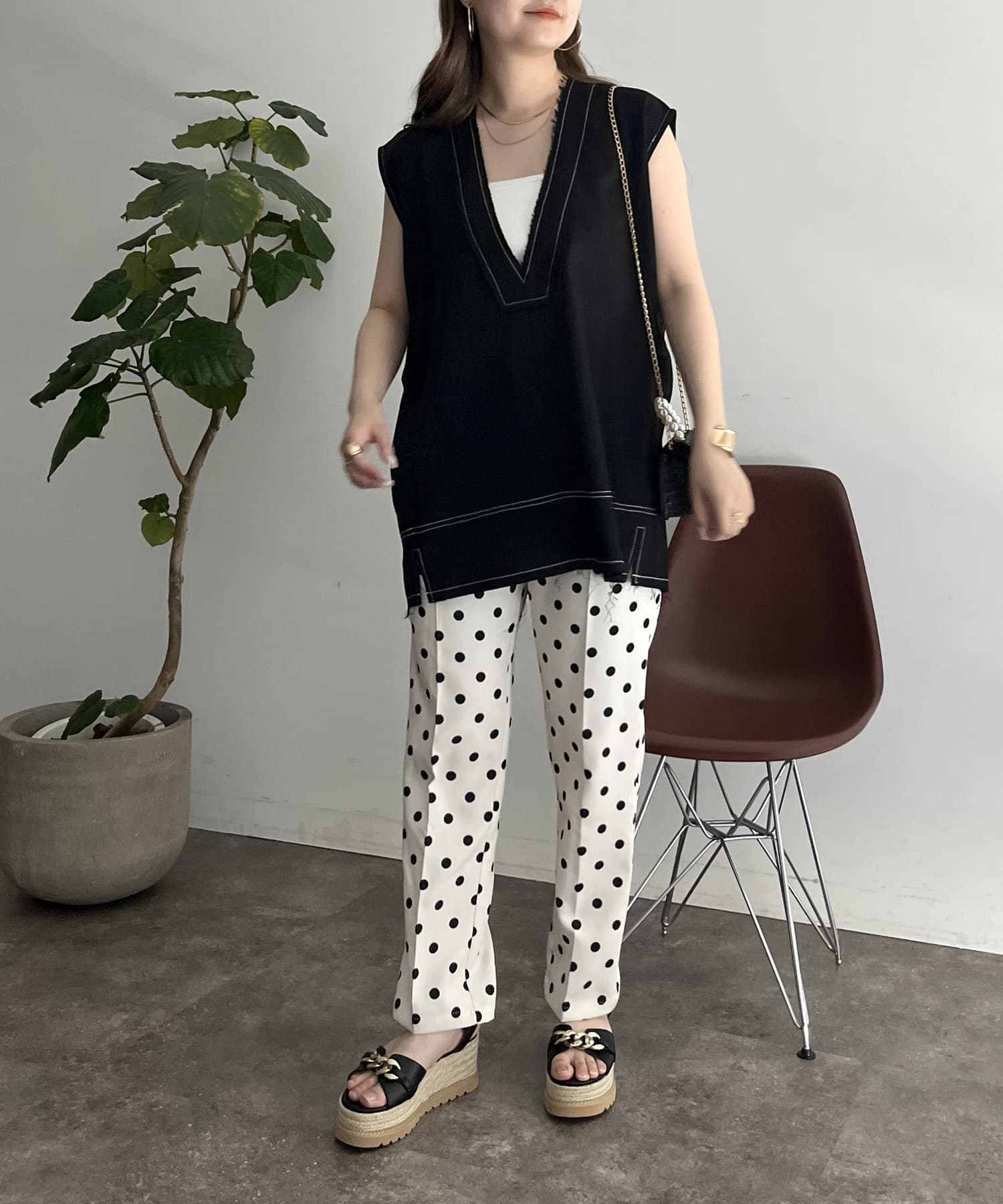 prose verse(プロズヴェール) 配色ステッチ深Vネックフリンジベスト