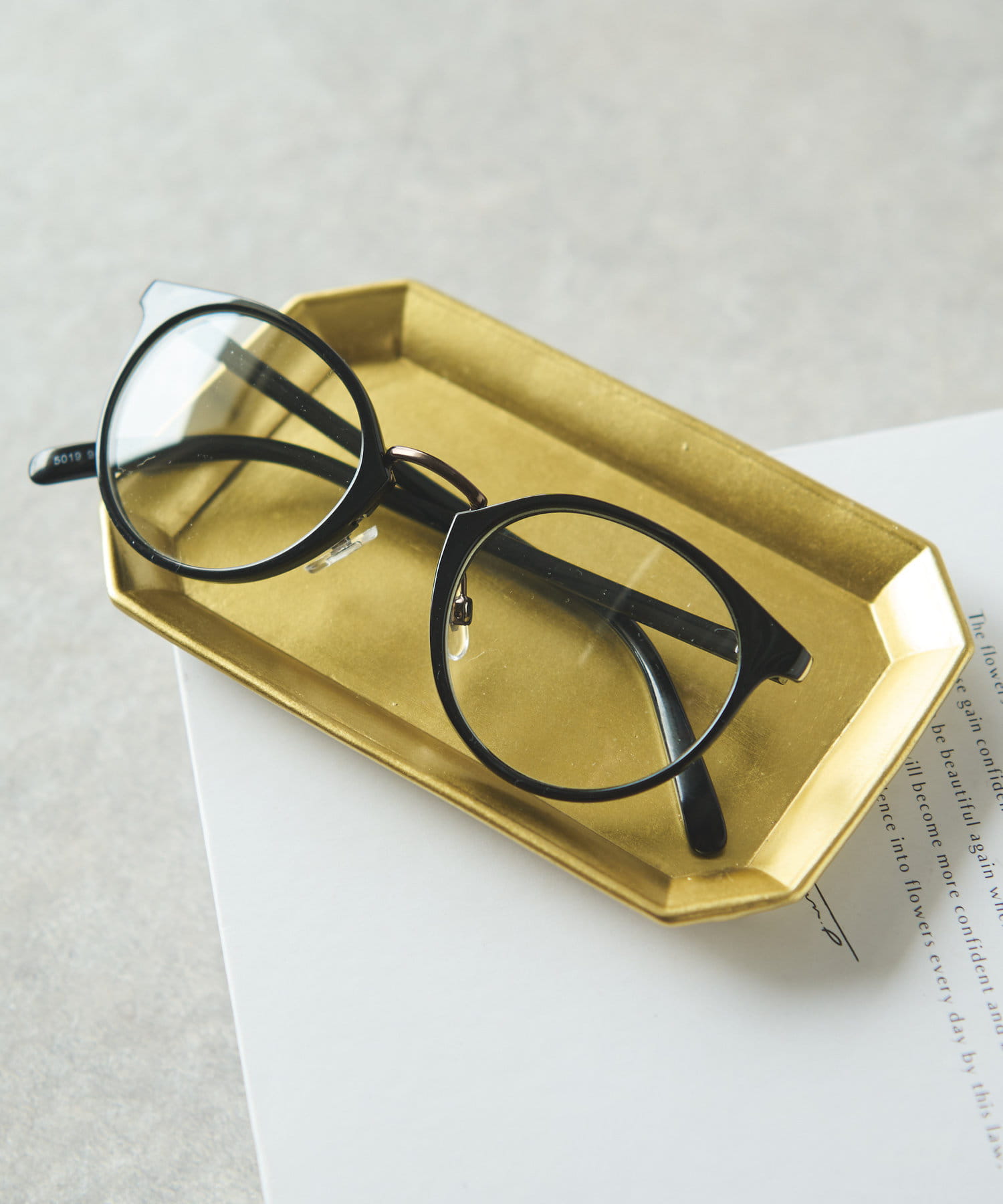 un dix cors(アンディコール) クリアファッショングラス