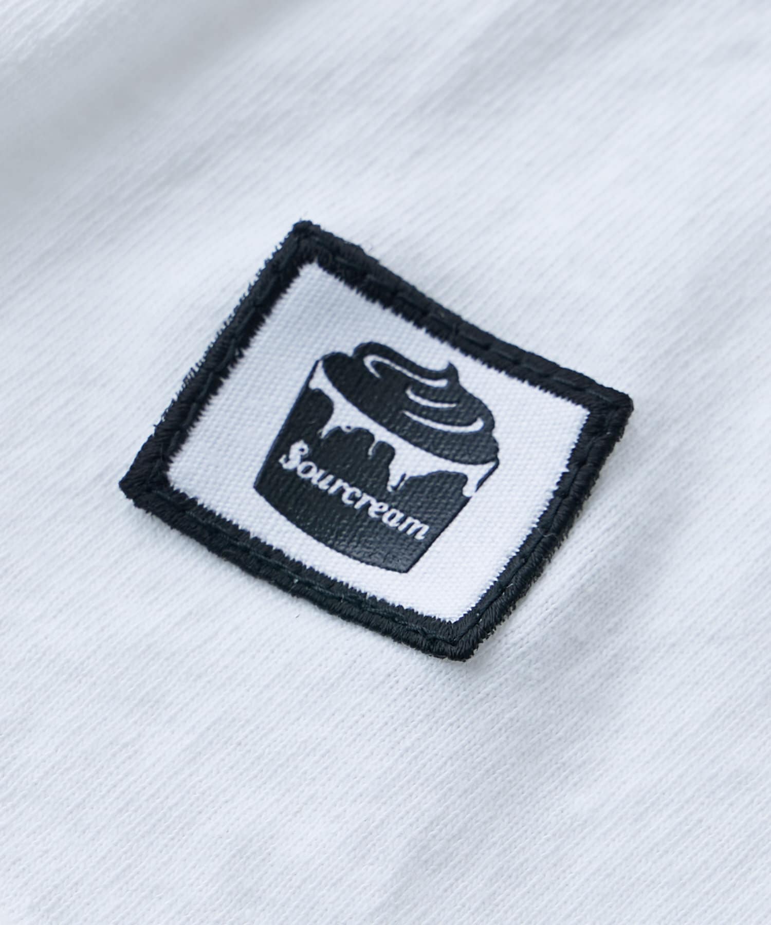 WHO’S WHO gallery(フーズフーギャラリー) 【再入荷】Gamakatsu×Sourcream 魚拓FISHロゴビッグTEE