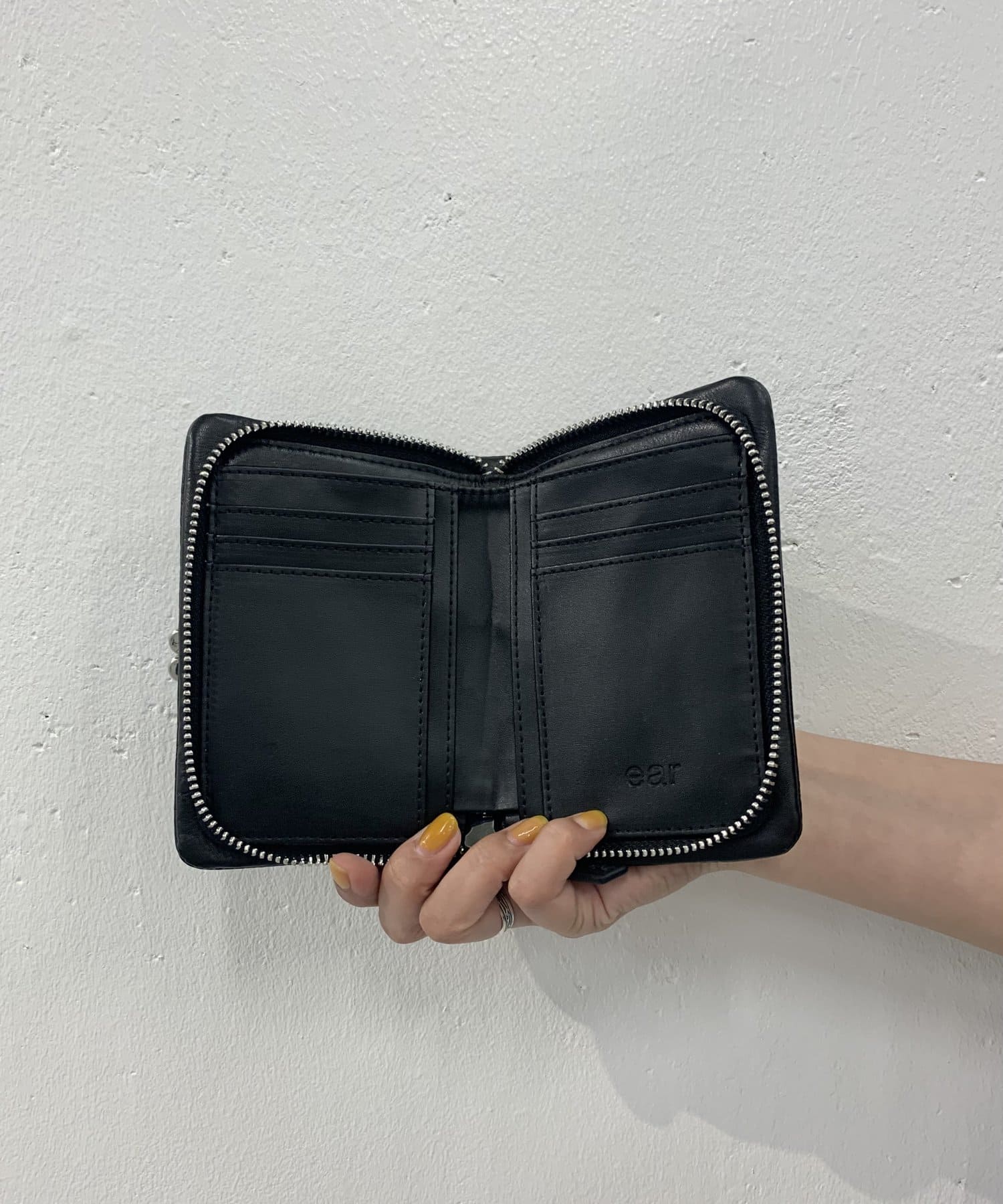 ear PAPILLONNER(イア パピヨネ) 《牛革》NEWがま口ファスナー財布