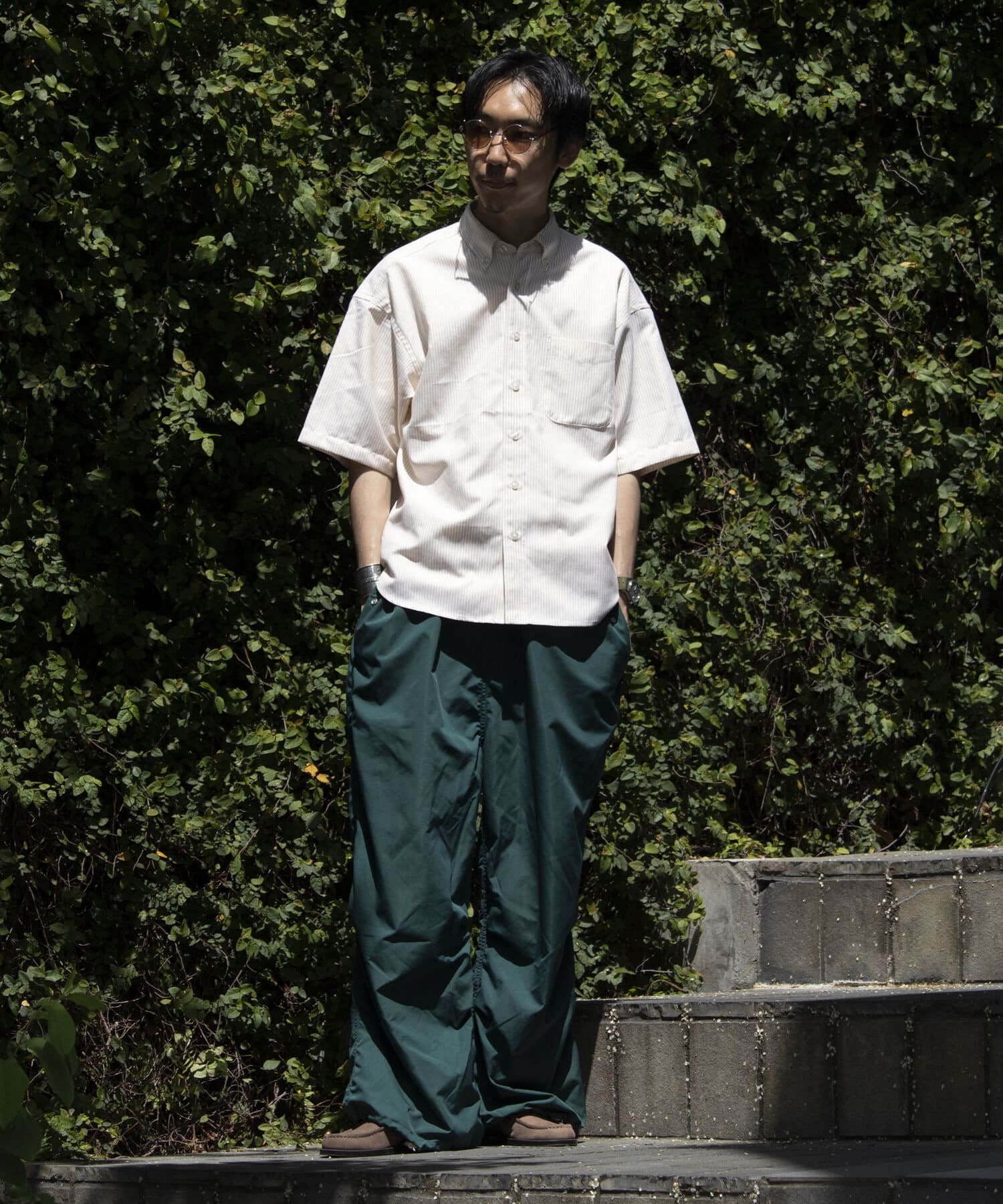 boohoo MAN★オーバーサイズ 半袖 ストライプ ボタン留め シャツ boohoo MAN☆オーバーサイズ 半袖 ボタン留め ストライプ シャツ