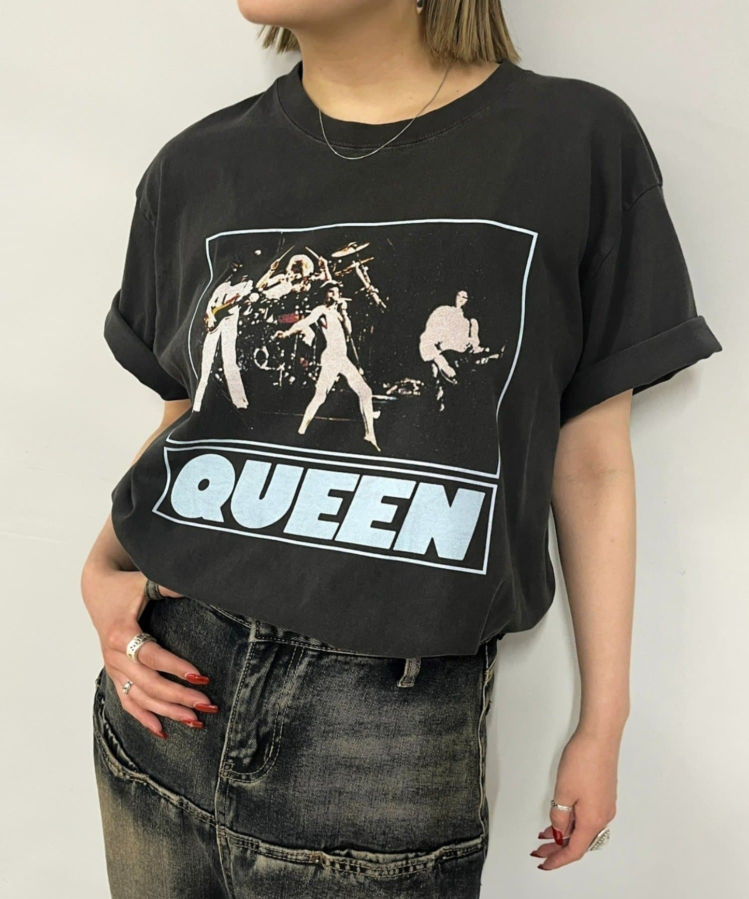 WHO’S WHO gallery(フーズフーギャラリー) ヴィンテージライクROCK TEE