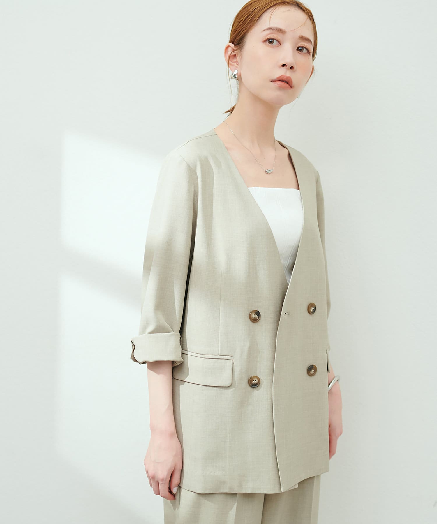 natural couture(ナチュラルクチュール) 麻調ノーカラーおしゃれジャケット