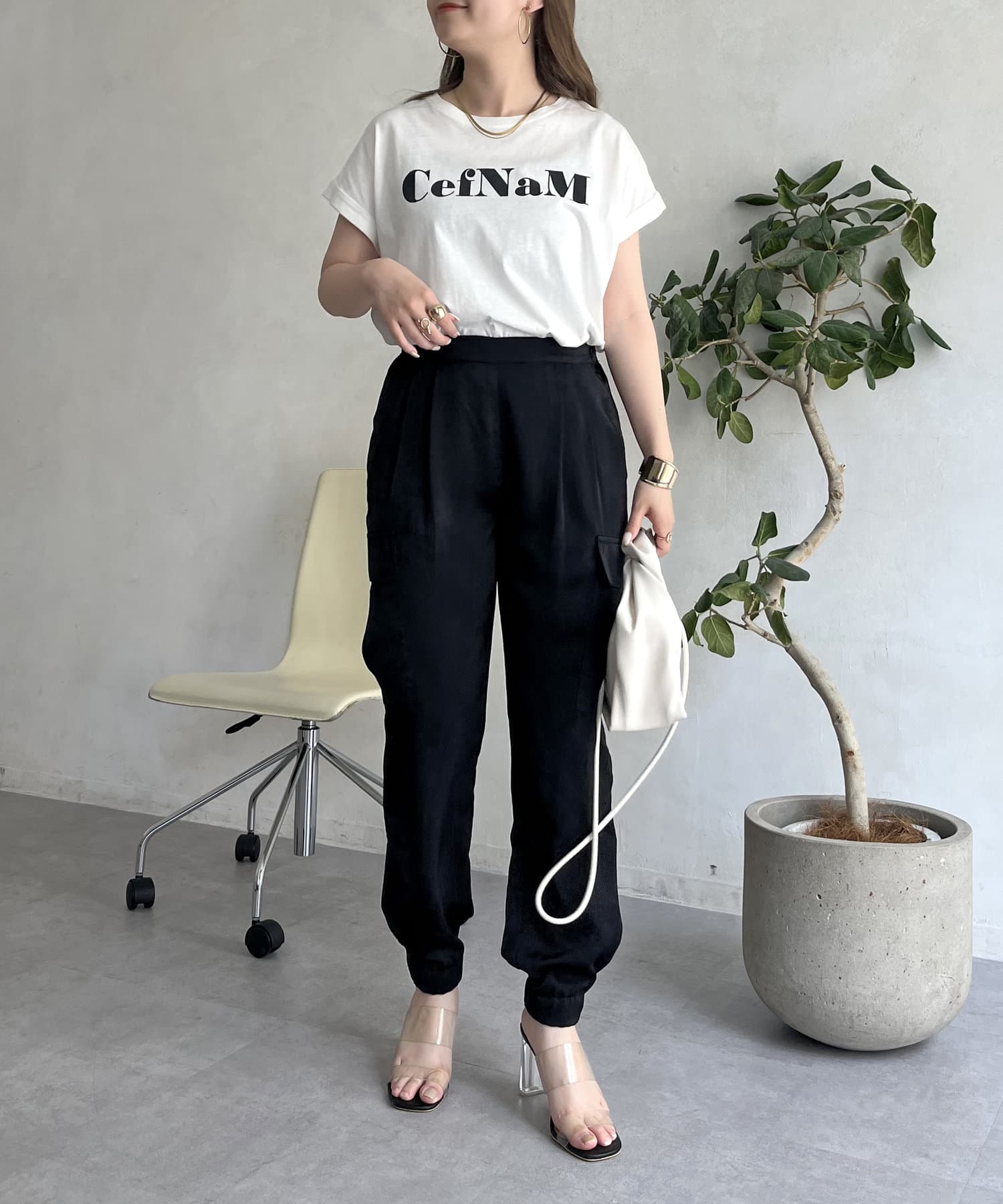 prose verse(プロズヴェール) サイドポケットサテンジョガーパンツ