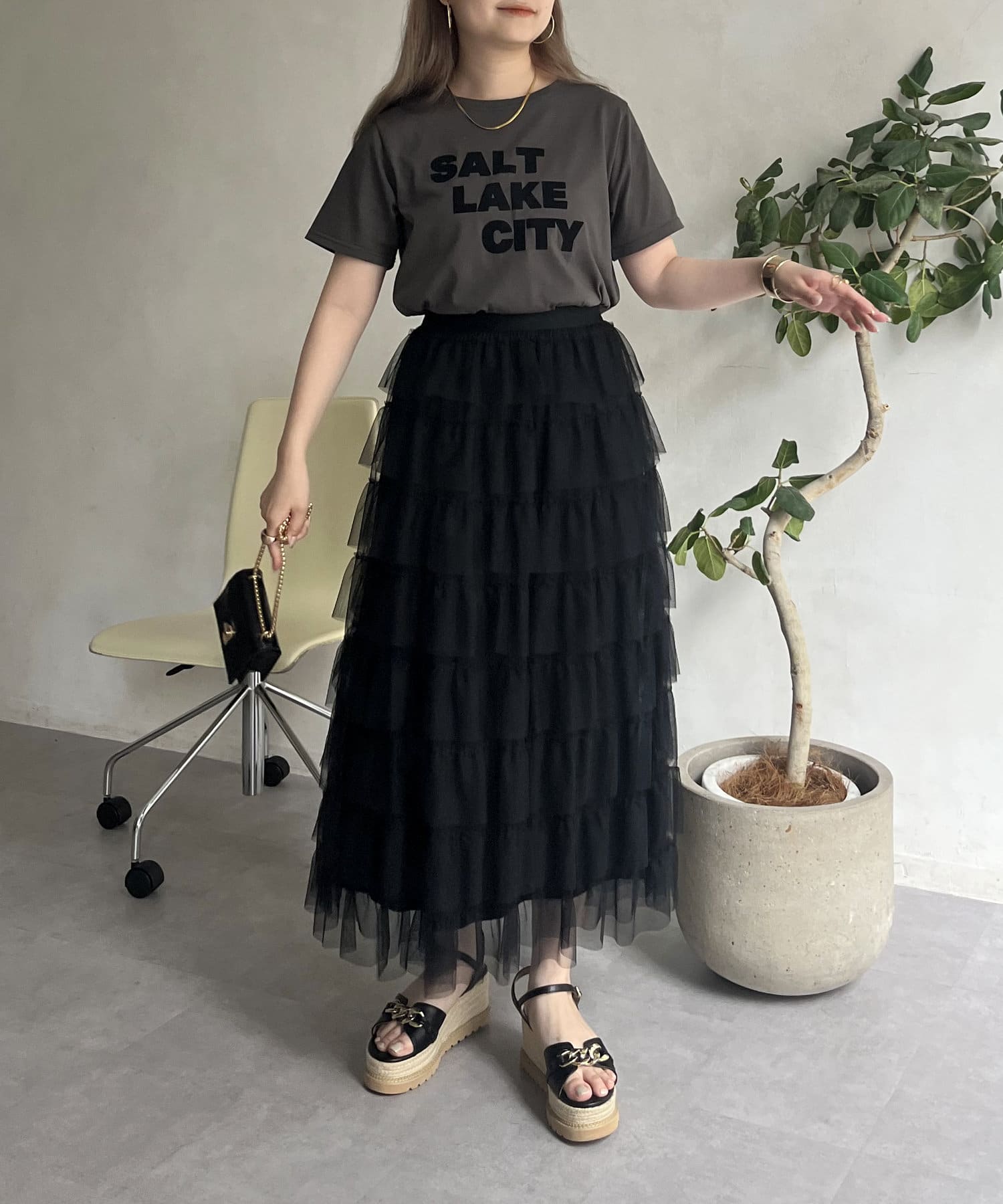 prose verse(プロズヴェール) フロッキーロゴTシャツ