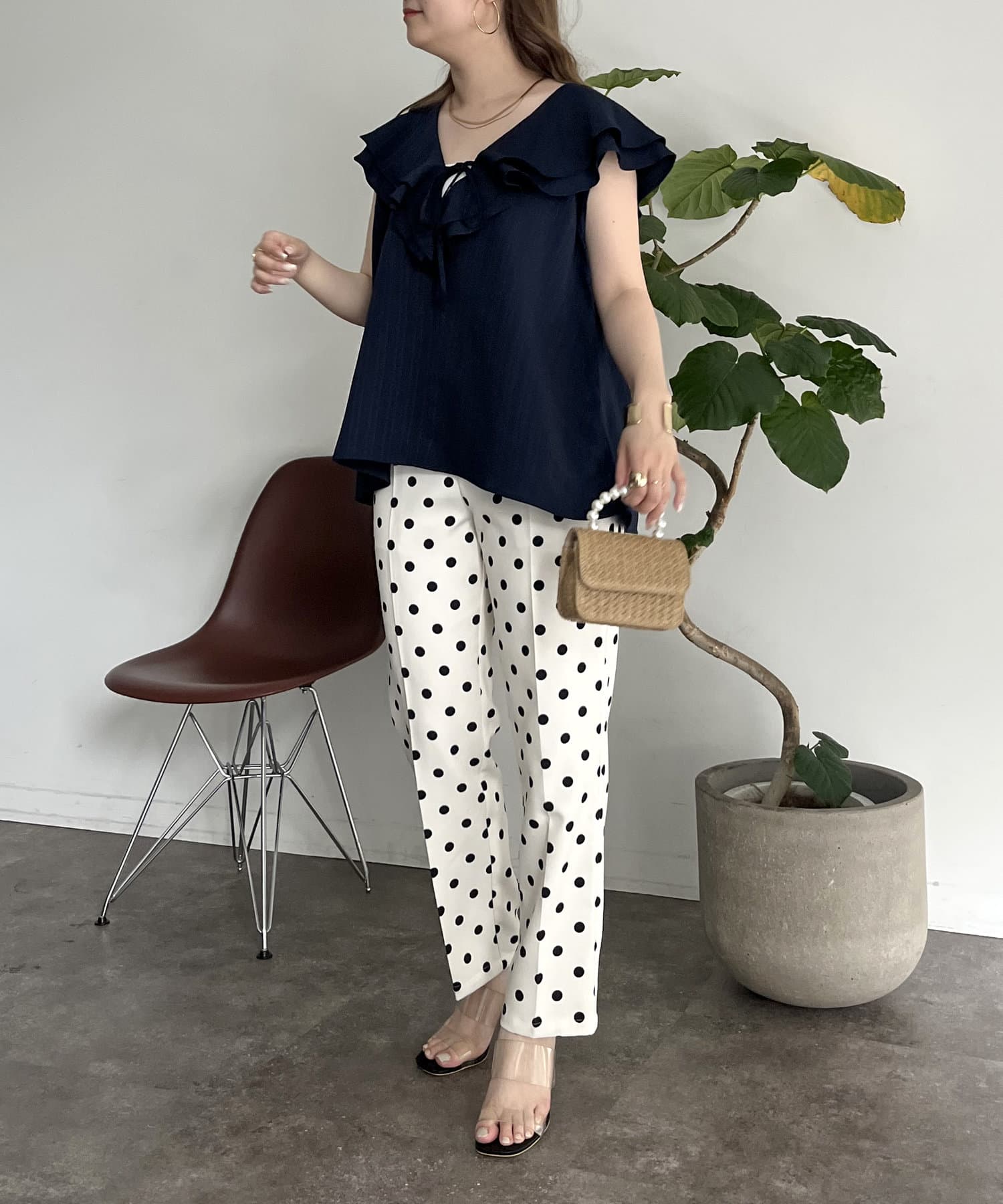 prose verse(プロズヴェール) フロントリボンラッフルフリルブラウス