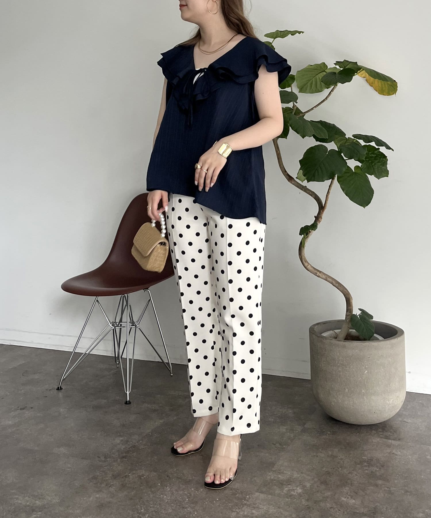 prose verse(プロズヴェール) フロントリボンラッフルフリルブラウス