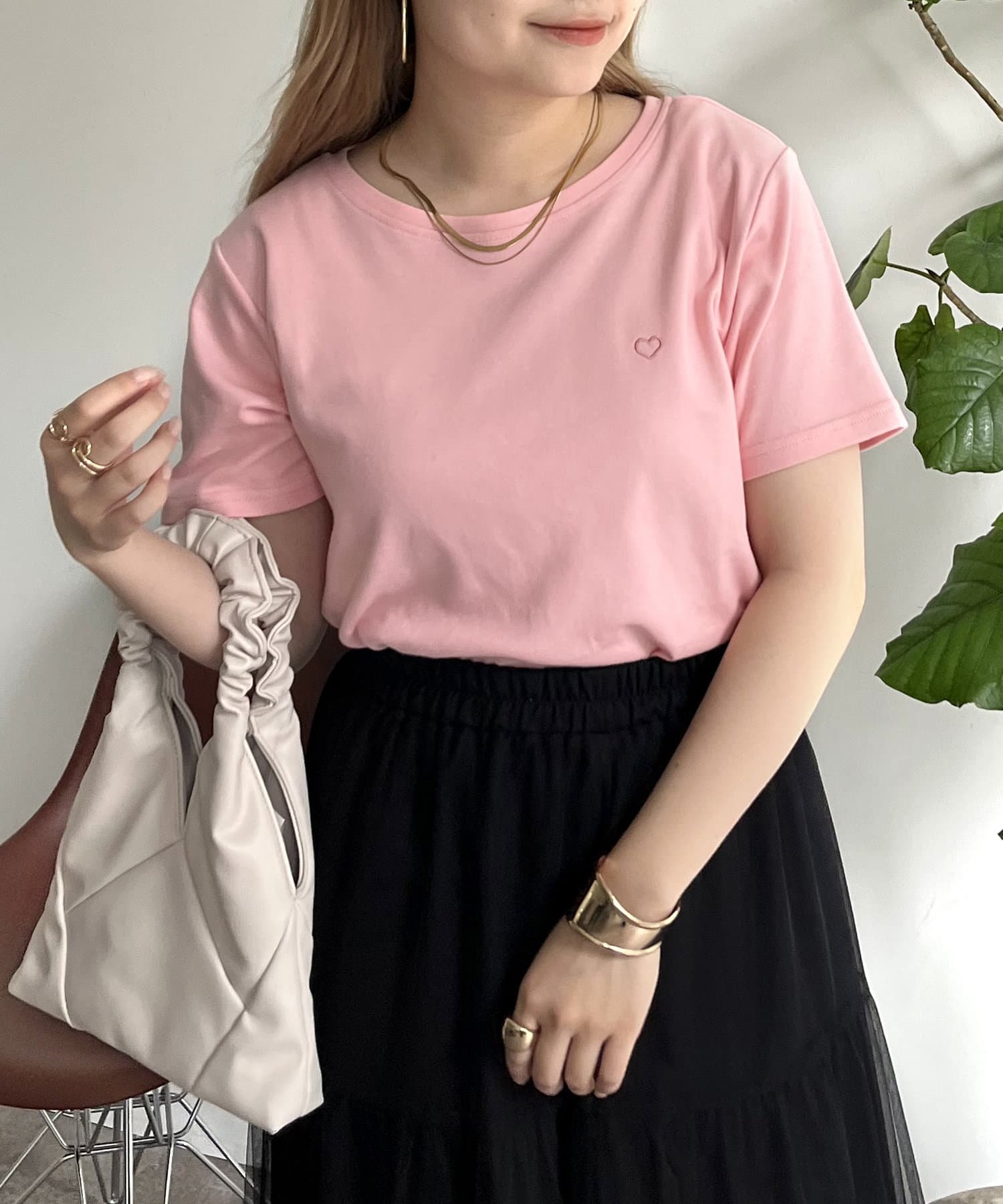 prose verse(プロズヴェール) ハート刺繍Tシャツ