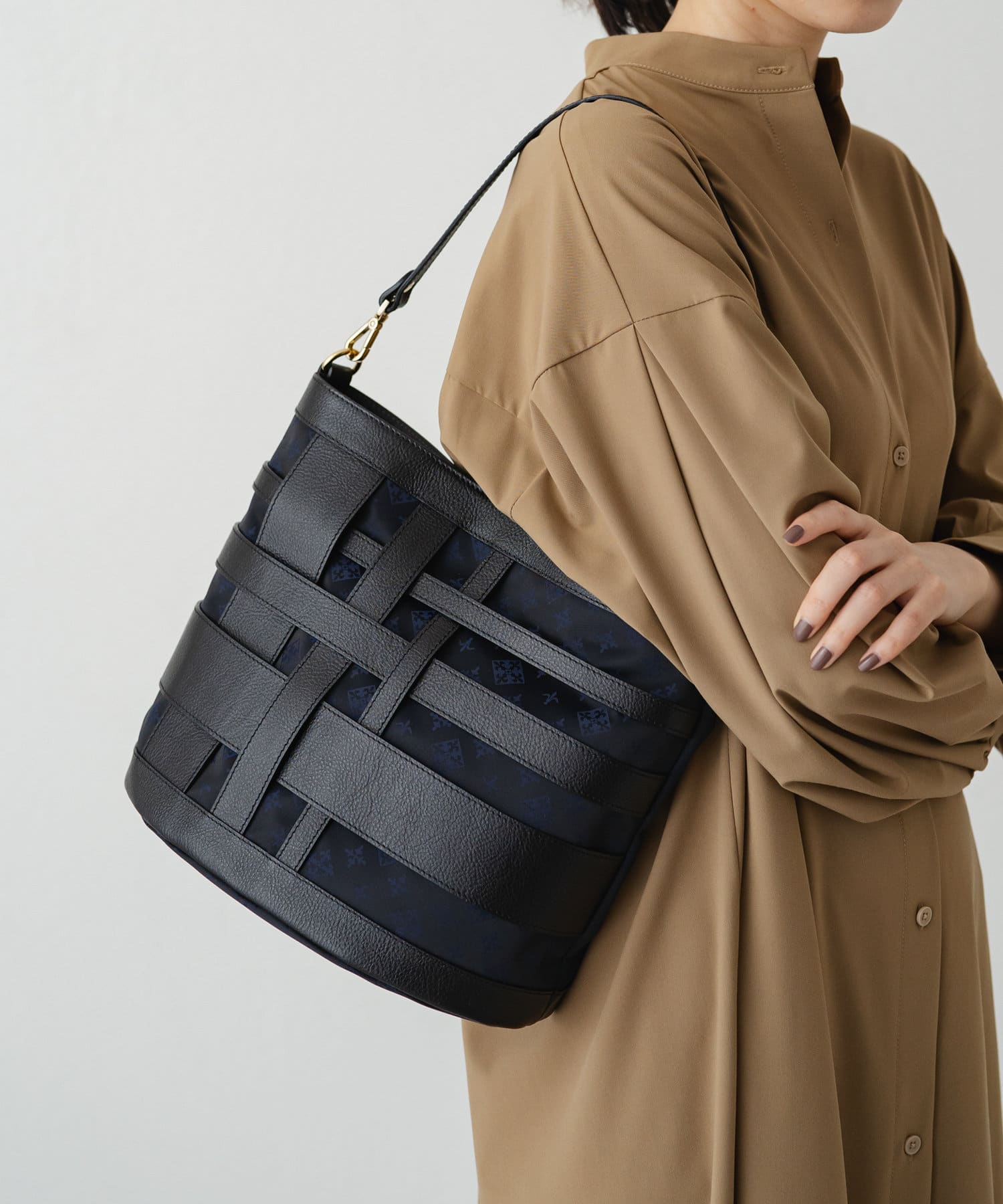 極美品 ラシット ランダムメッシュレザー 2WAY トートバッグ ショルダー 新作
