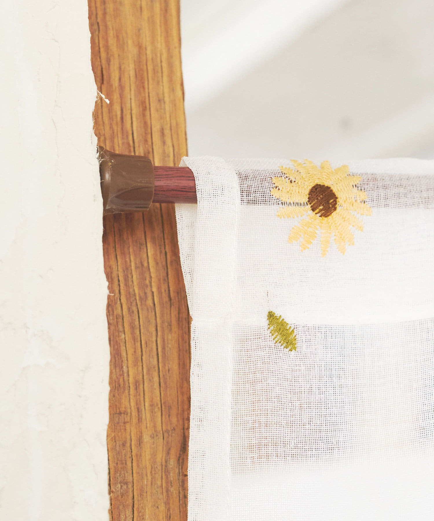 抗菌防臭ひまわり刺繍カフェカーテン salut!(サリュ)ライフスタイル PAL CLOSET(パルクローゼット)  パルグループ公式ファッション通販サイト