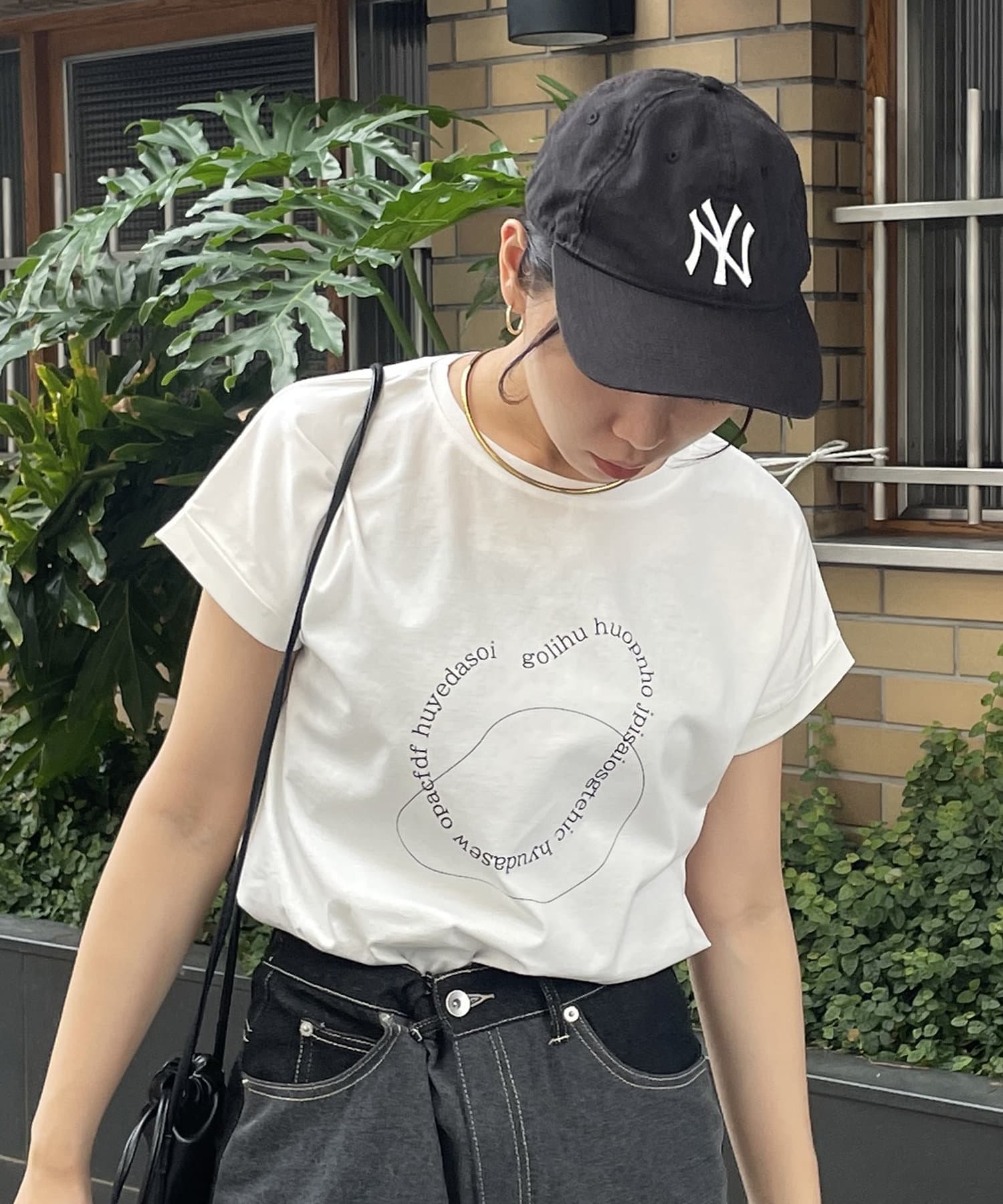 Thevon.(ゼヴォン) ウェーブサークルロゴTシャツ