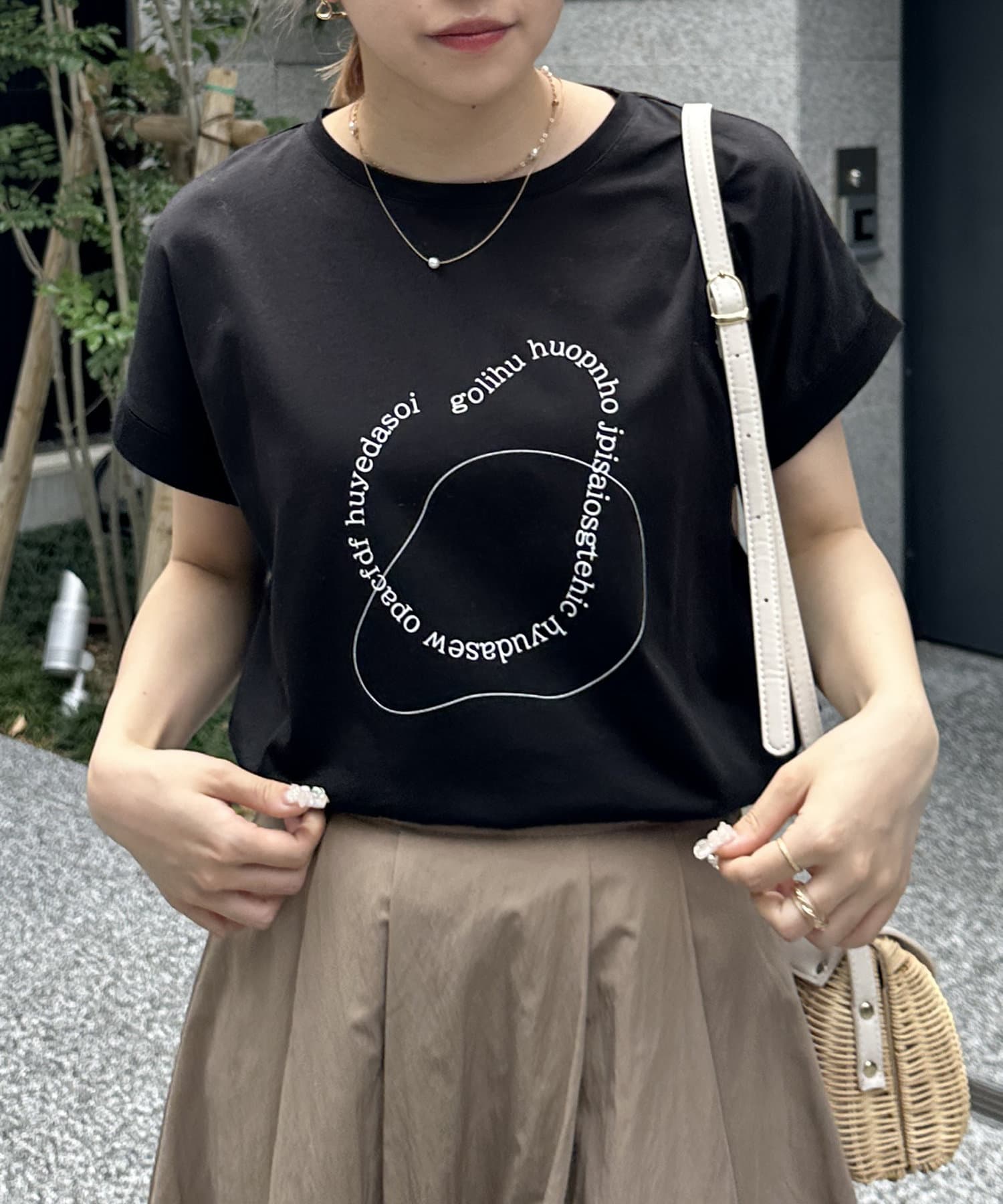 Thevon.(ゼヴォン) ウェーブサークルロゴTシャツ