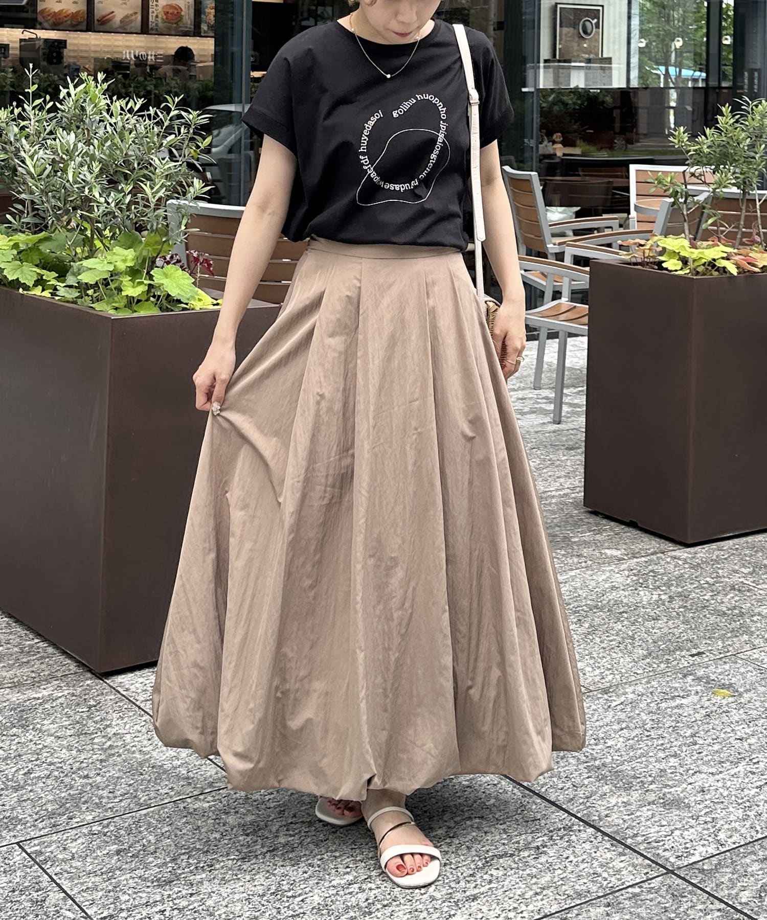 Thevon.(ゼヴォン) ウェーブサークルロゴTシャツ