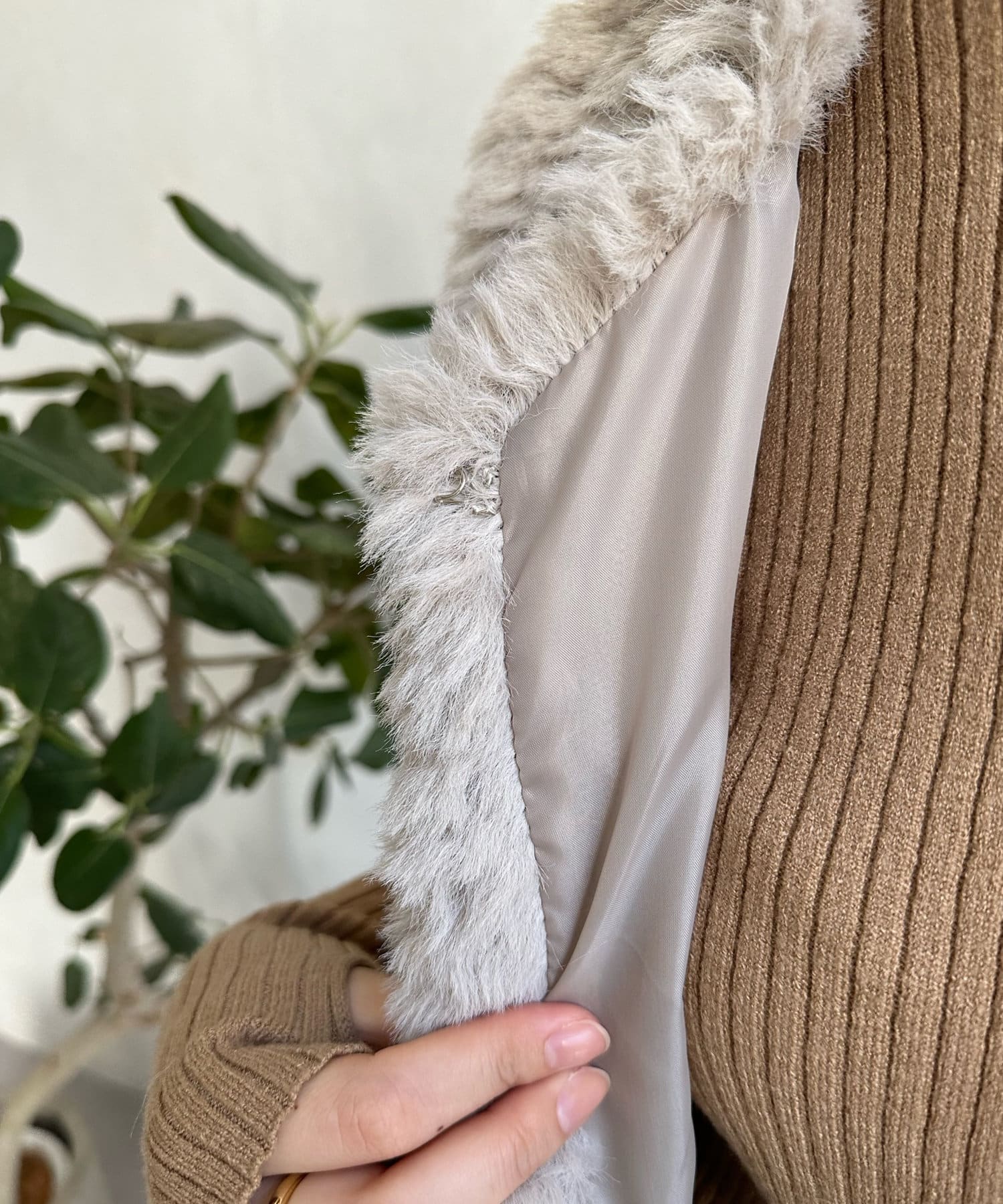 DOUDOU(ドゥドゥ) 【WEB限定】 ロングファーベスト