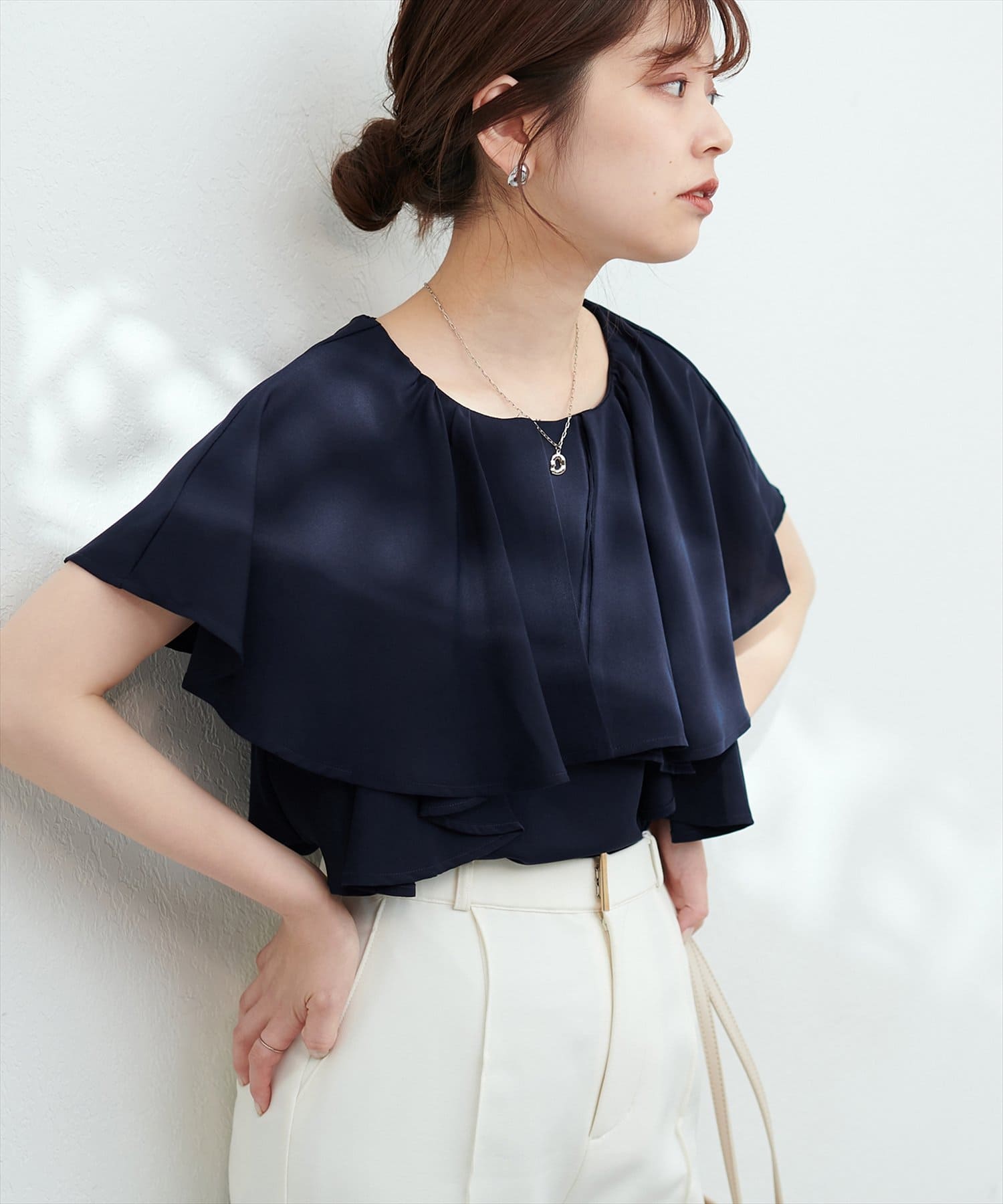 natural couture(ナチュラルクチュール) ラッフルフリルブラウス