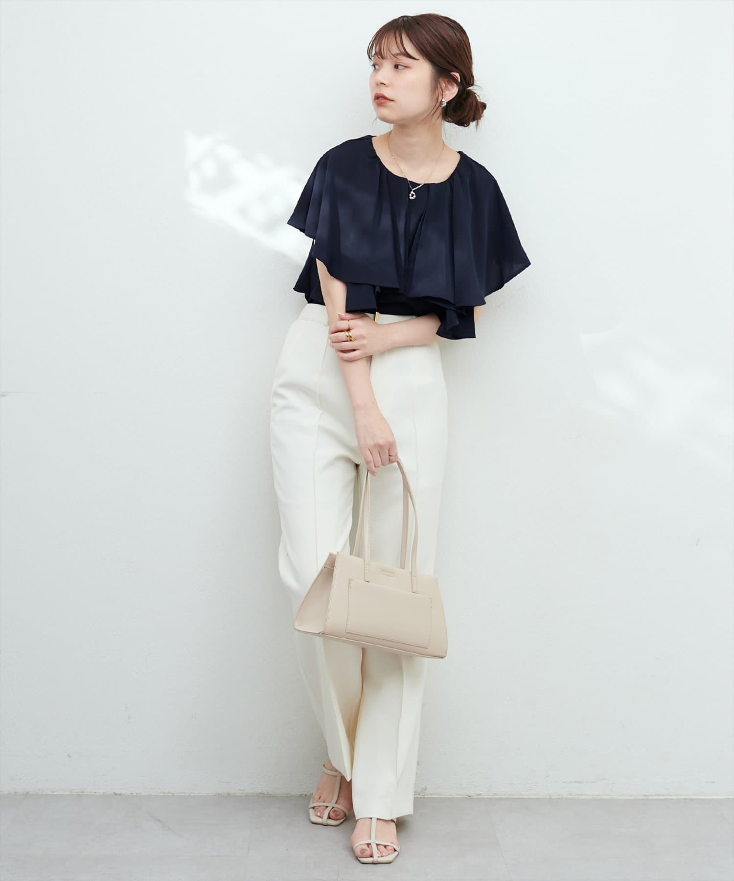 natural couture(ナチュラルクチュール) ラッフルフリルブラウス